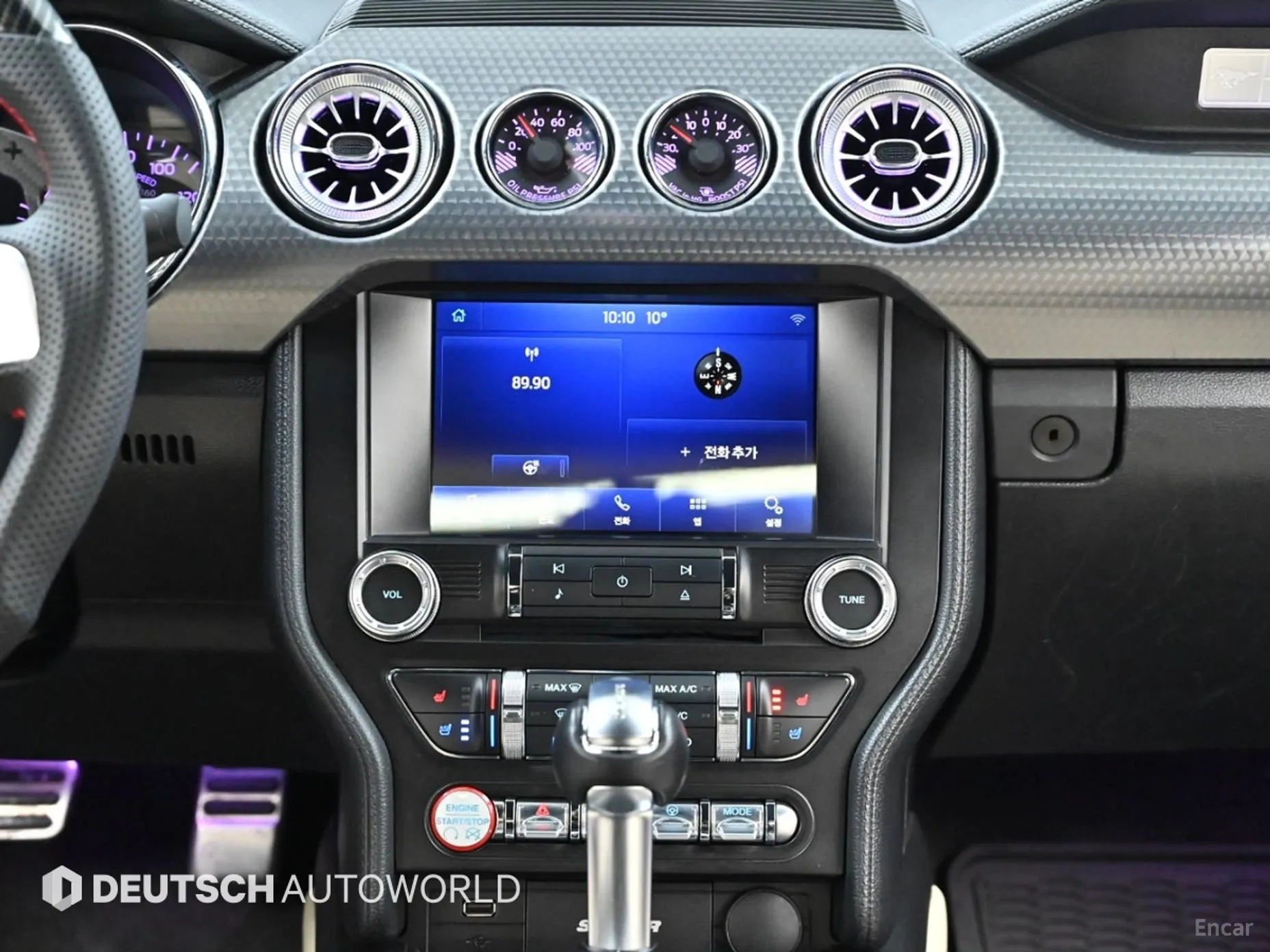 Ford Mustang превью 14