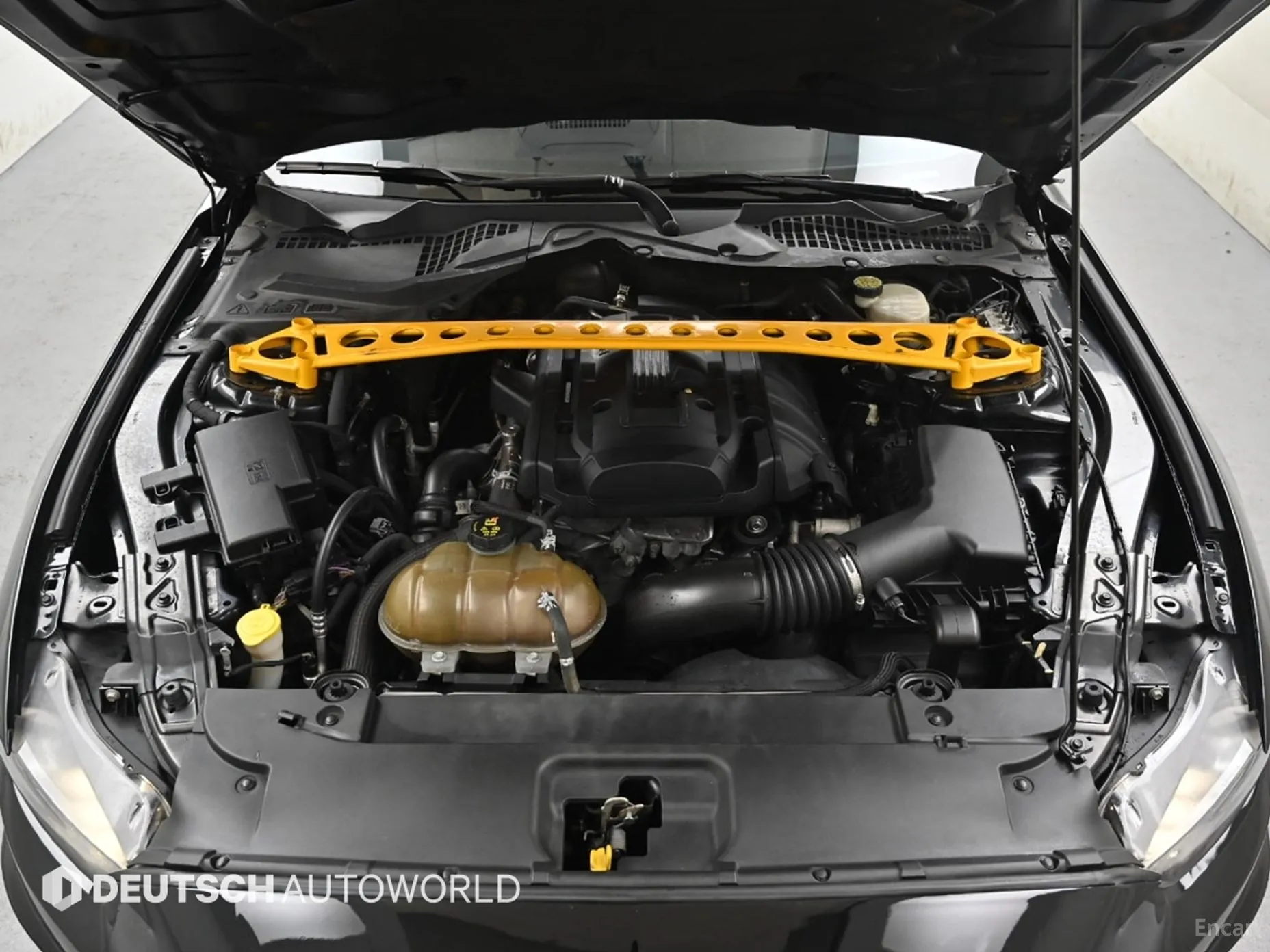Ford Mustang превью 20
