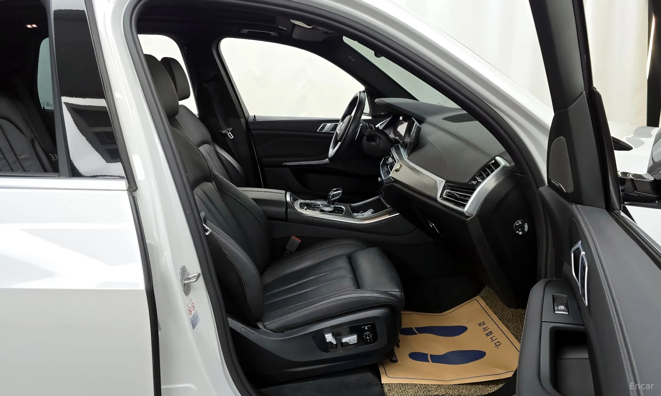 BMW X5 (G05) превью 11