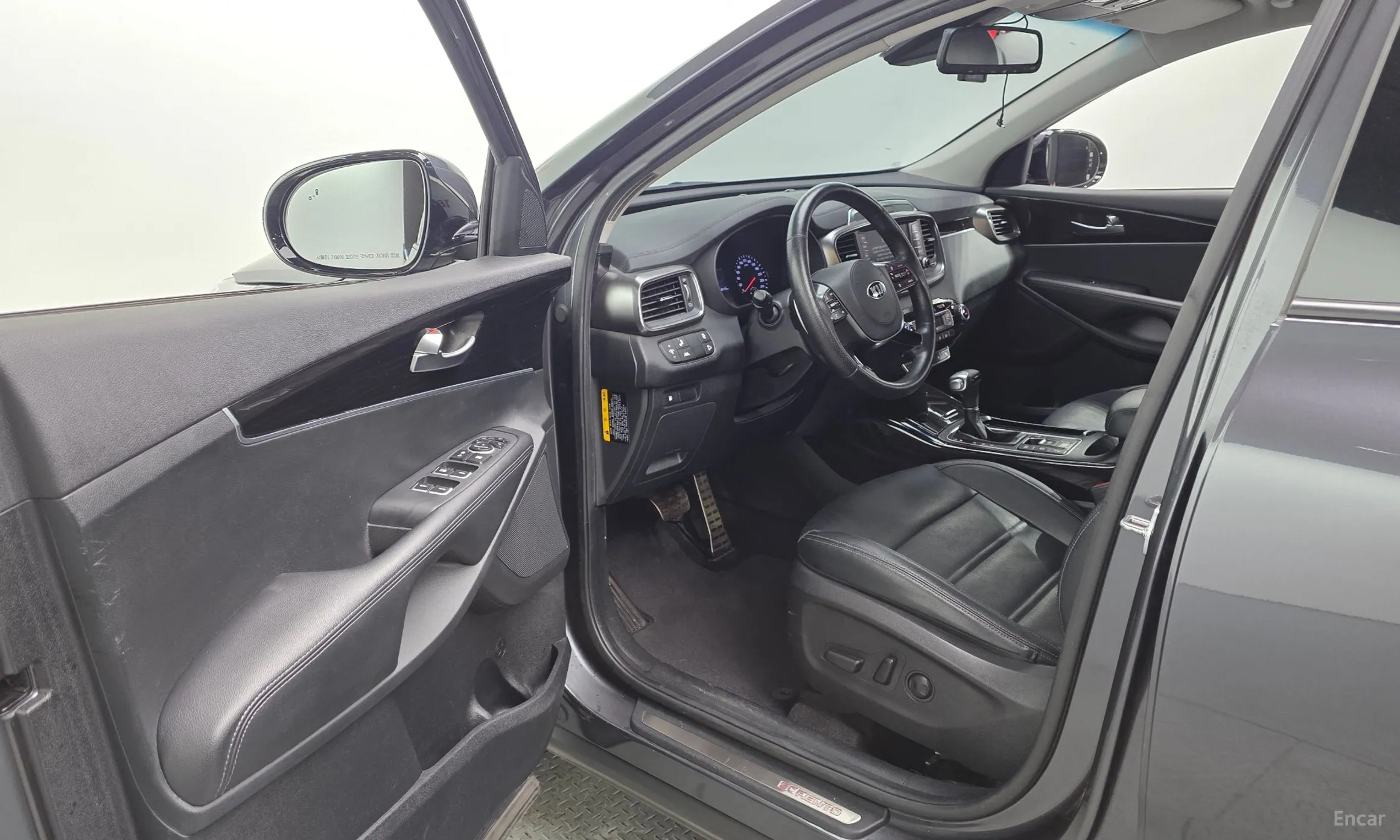 Kia Sorento превью 10