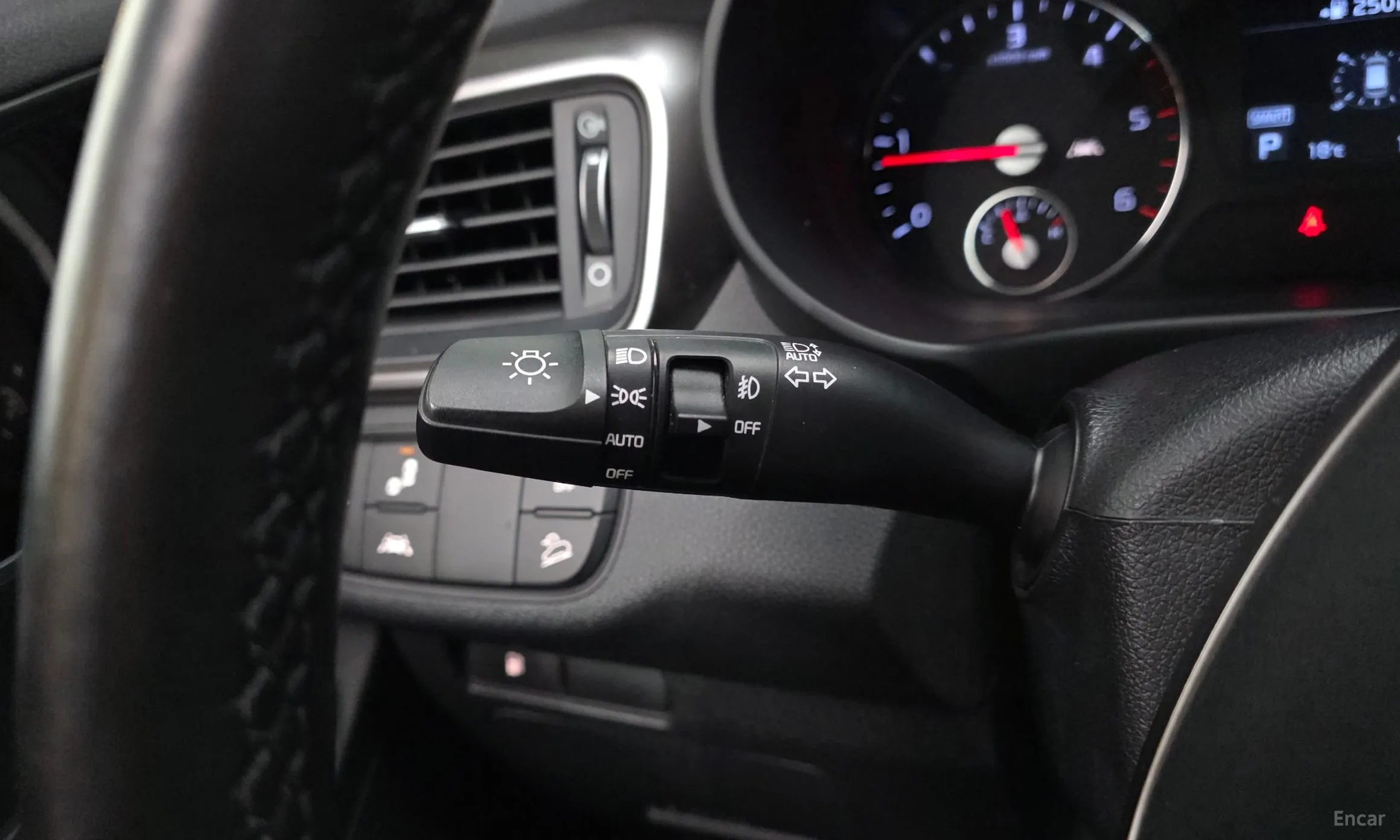 Kia Sorento превью 18