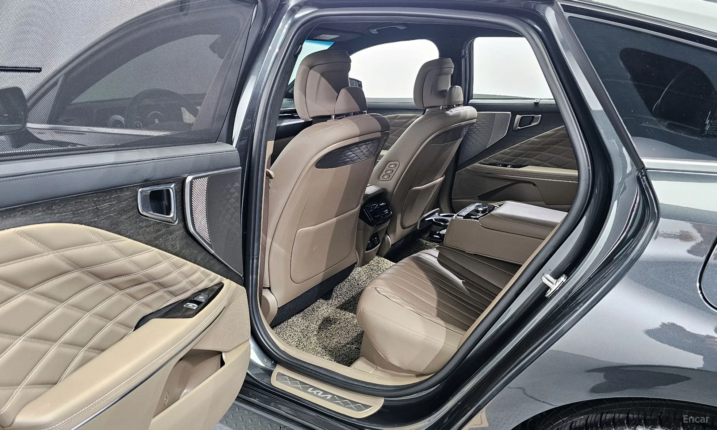 Kia K8 Hybrid превью 11
