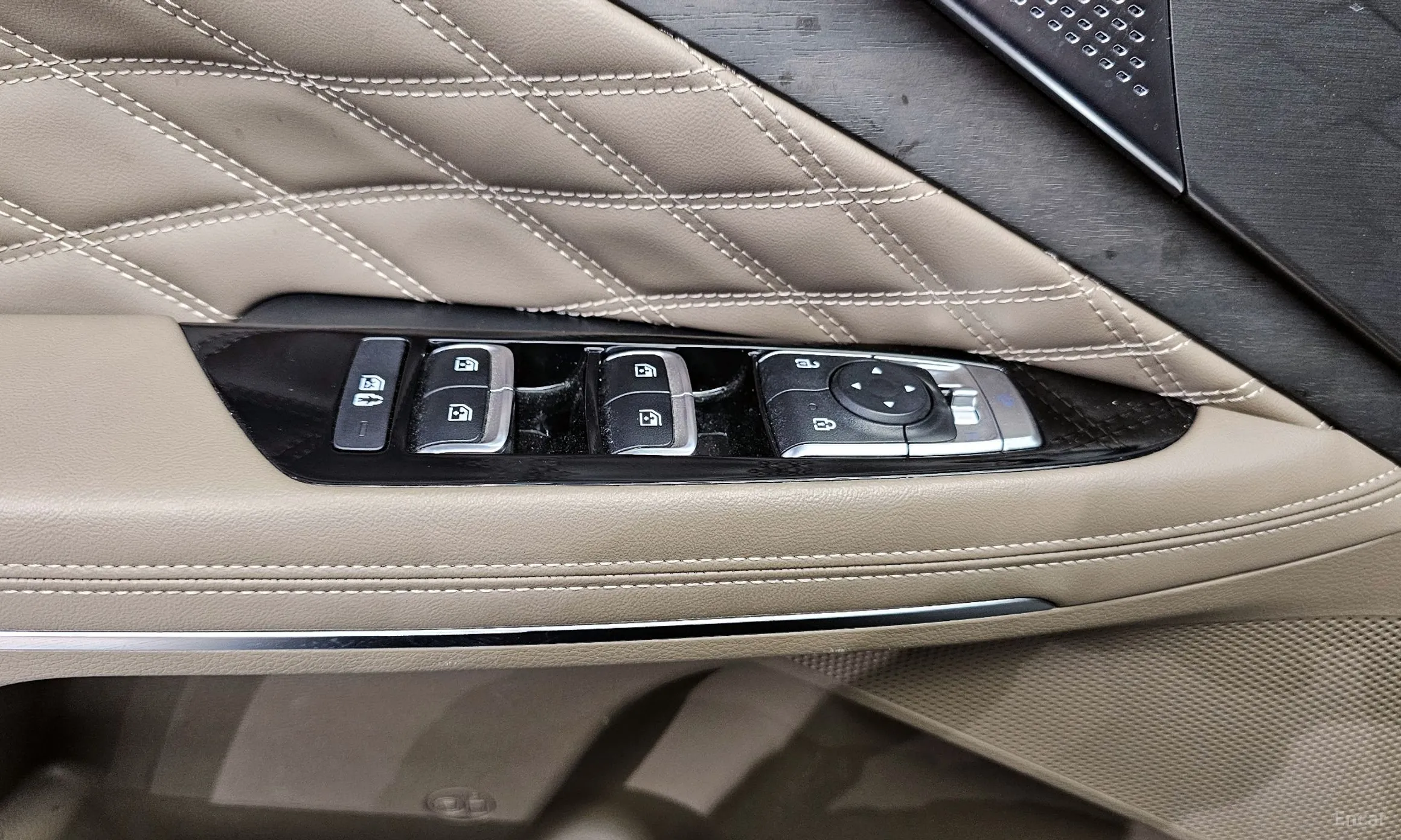 Kia K8 Hybrid превью 14