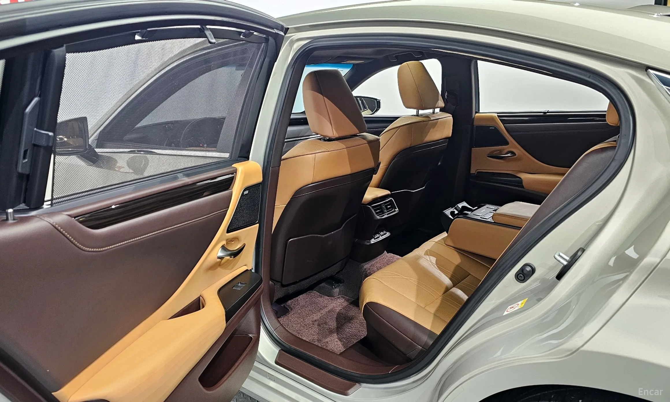 Lexus ES300h 7th Generation превью 11