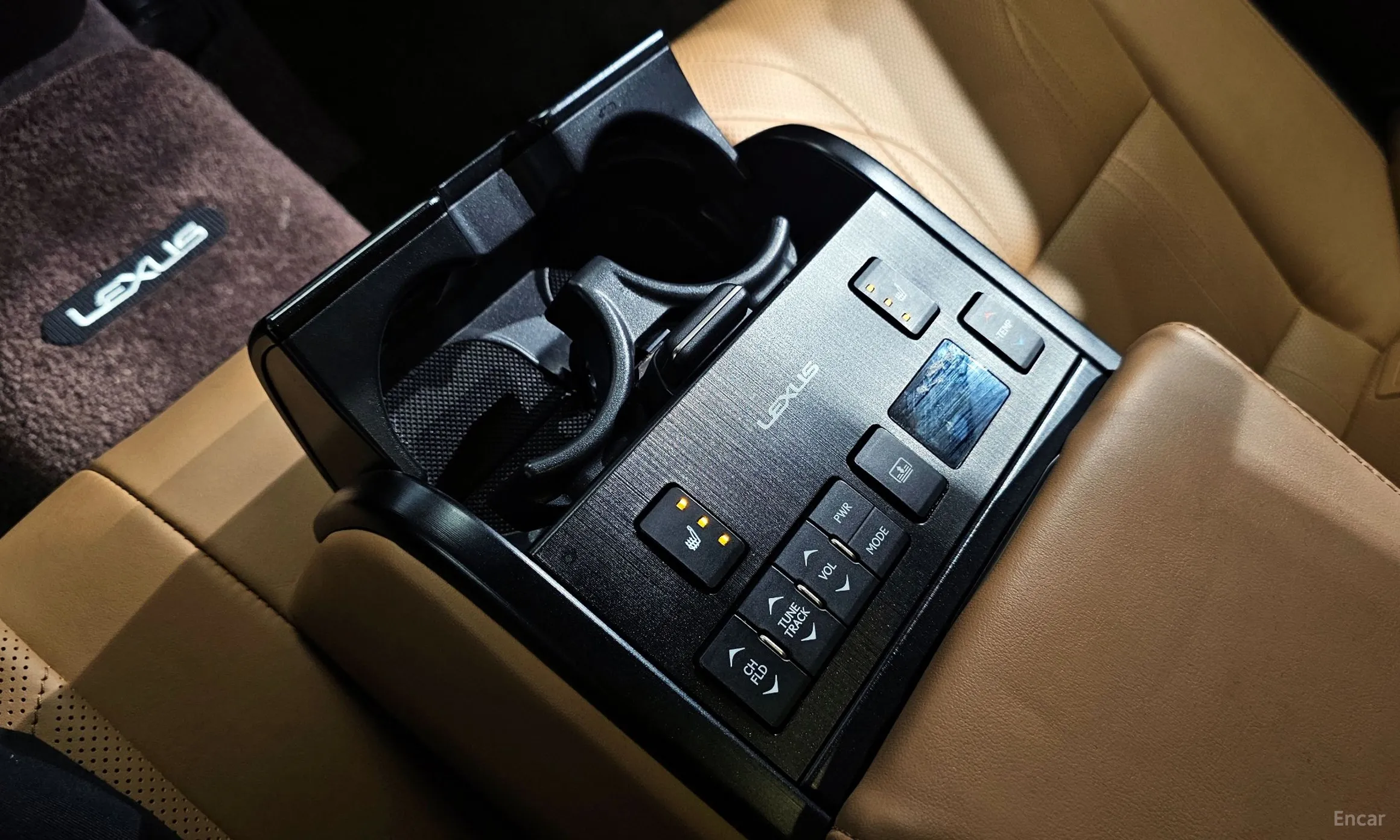 Lexus ES300h 7th Generation превью 18
