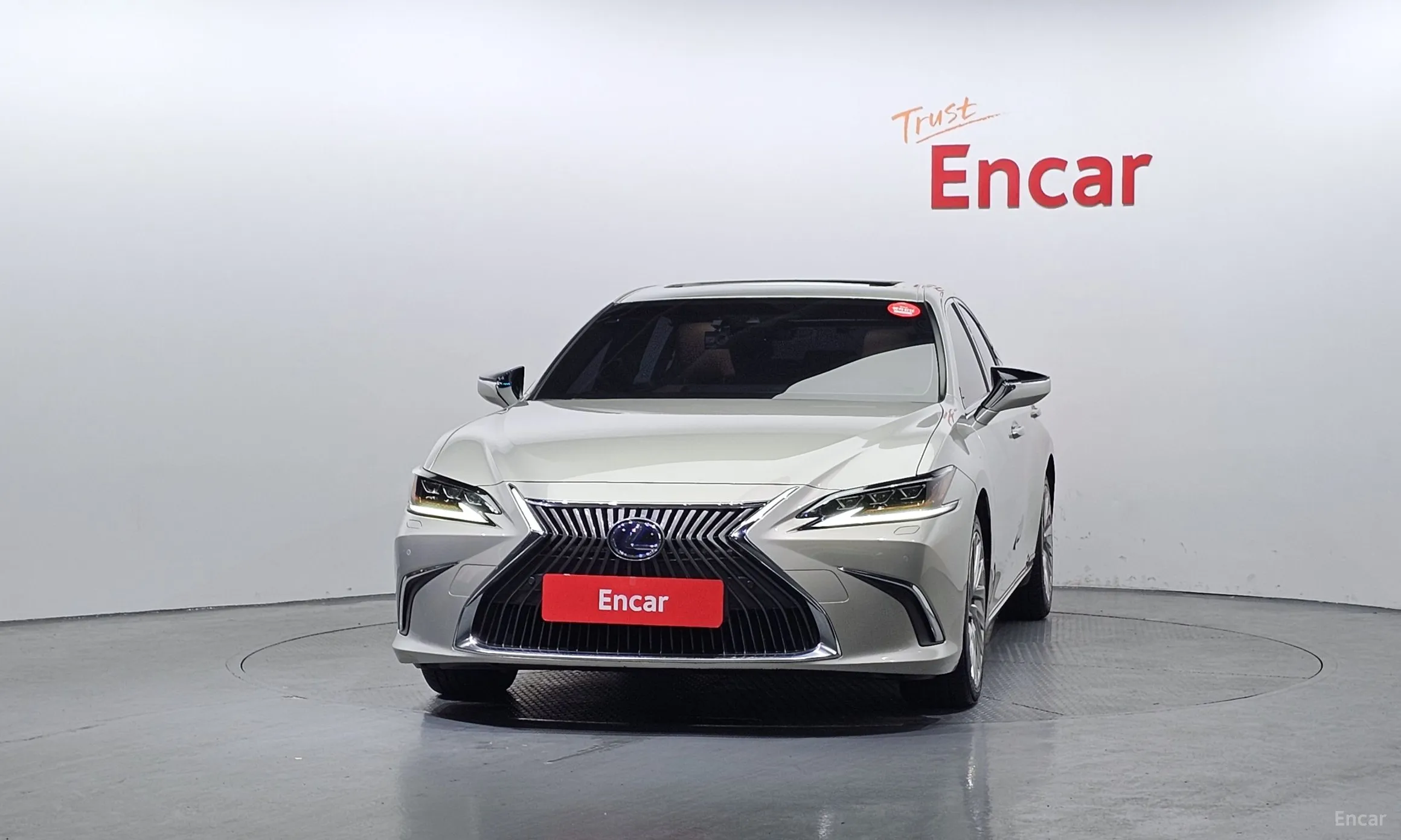 Lexus ES300h 7th Generation превью 3
