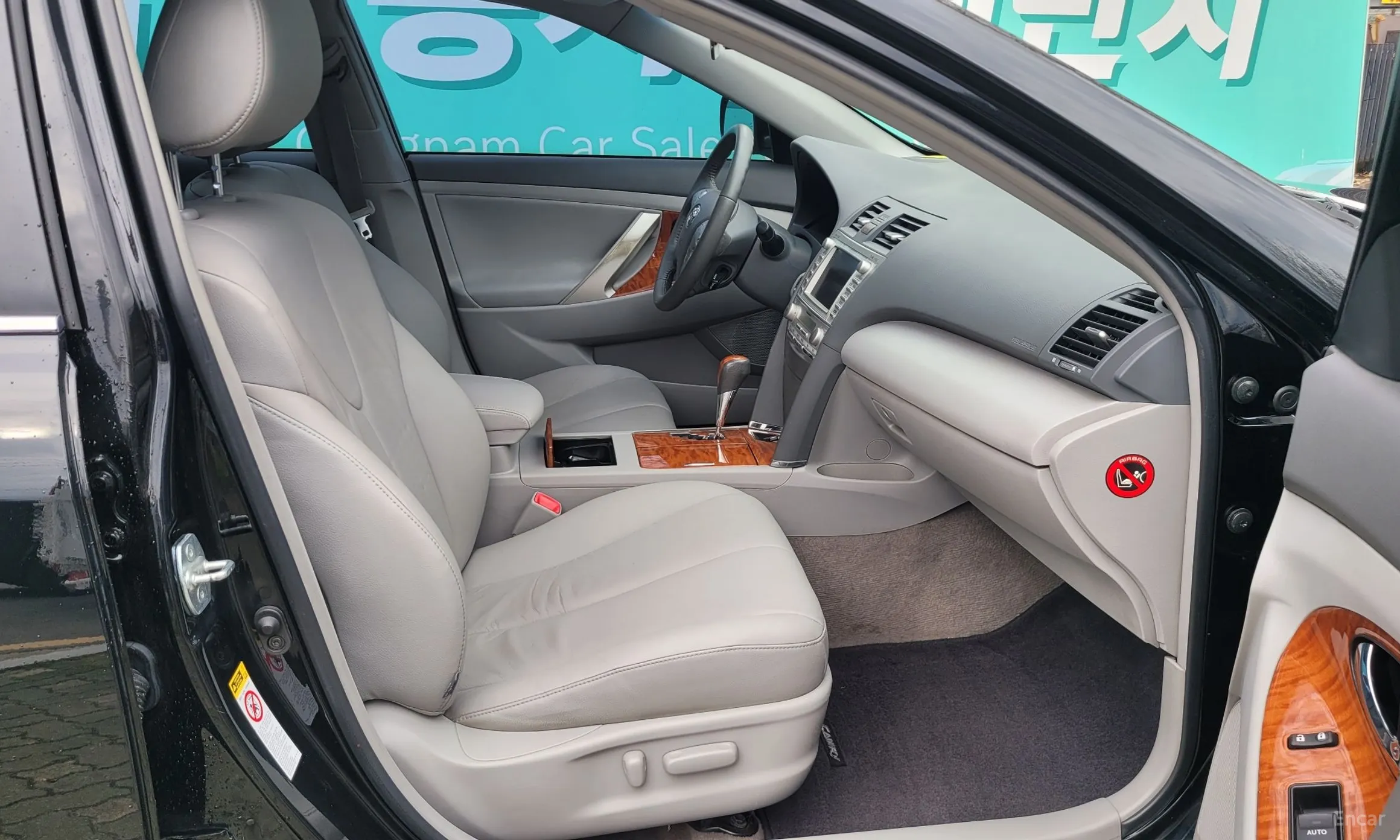 Toyota Camry превью 11