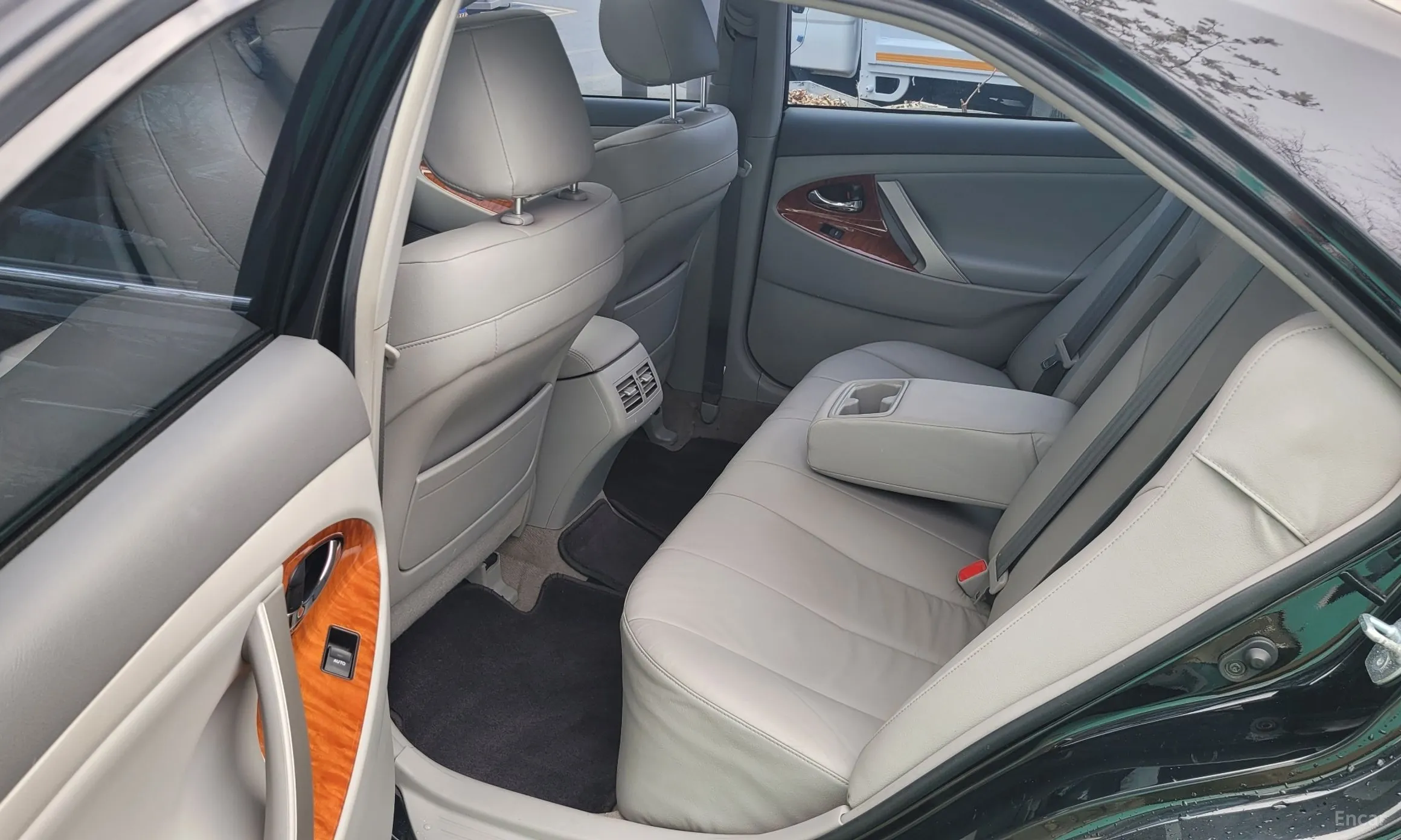 Toyota Camry превью 13