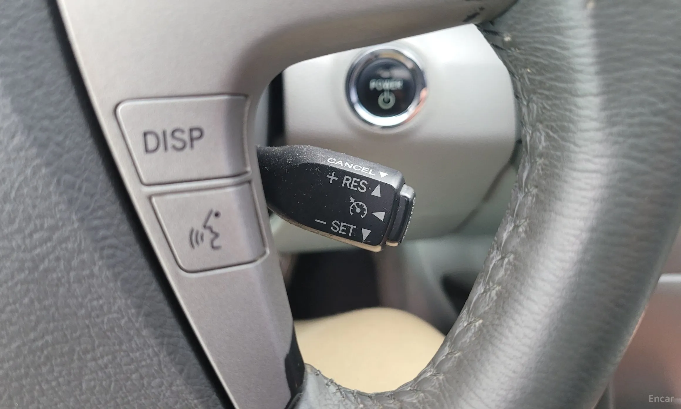 Toyota Camry превью 19