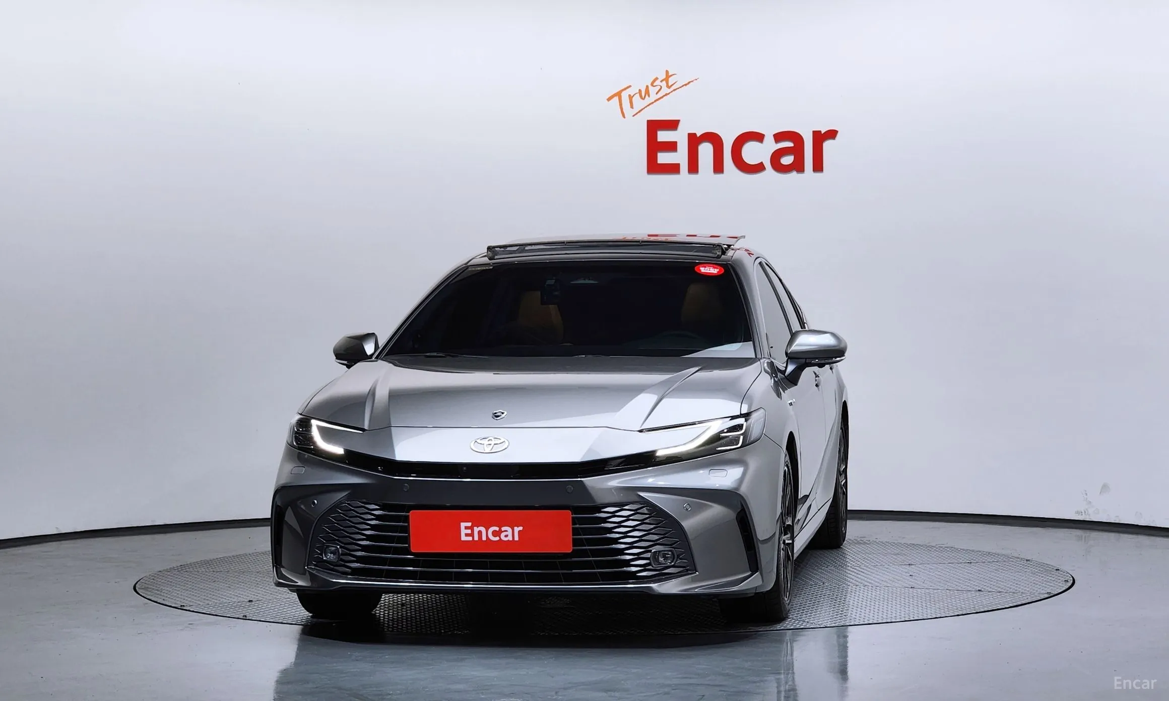 Toyota Camry (XV80) превью 3