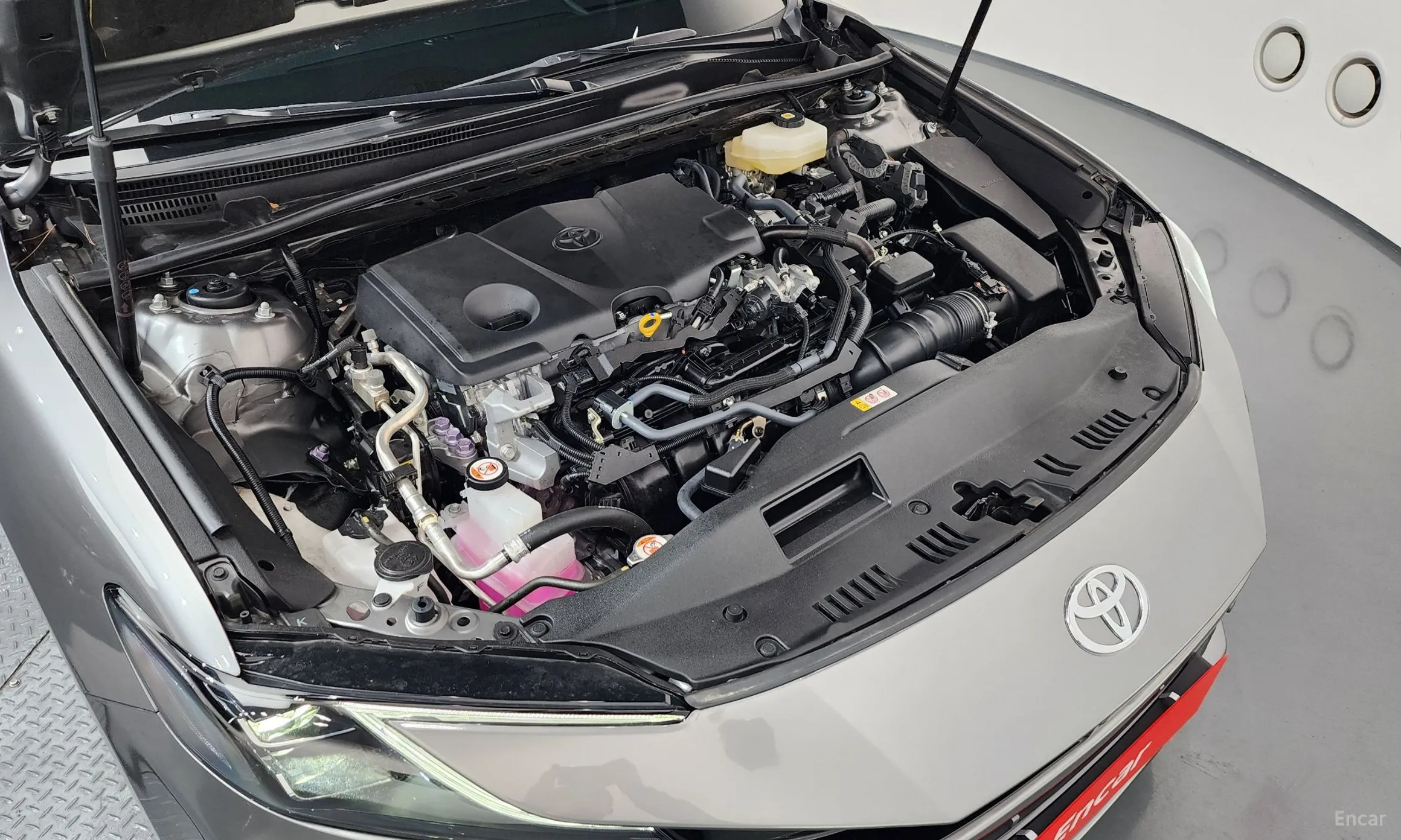 Toyota Camry (XV80) превью 6