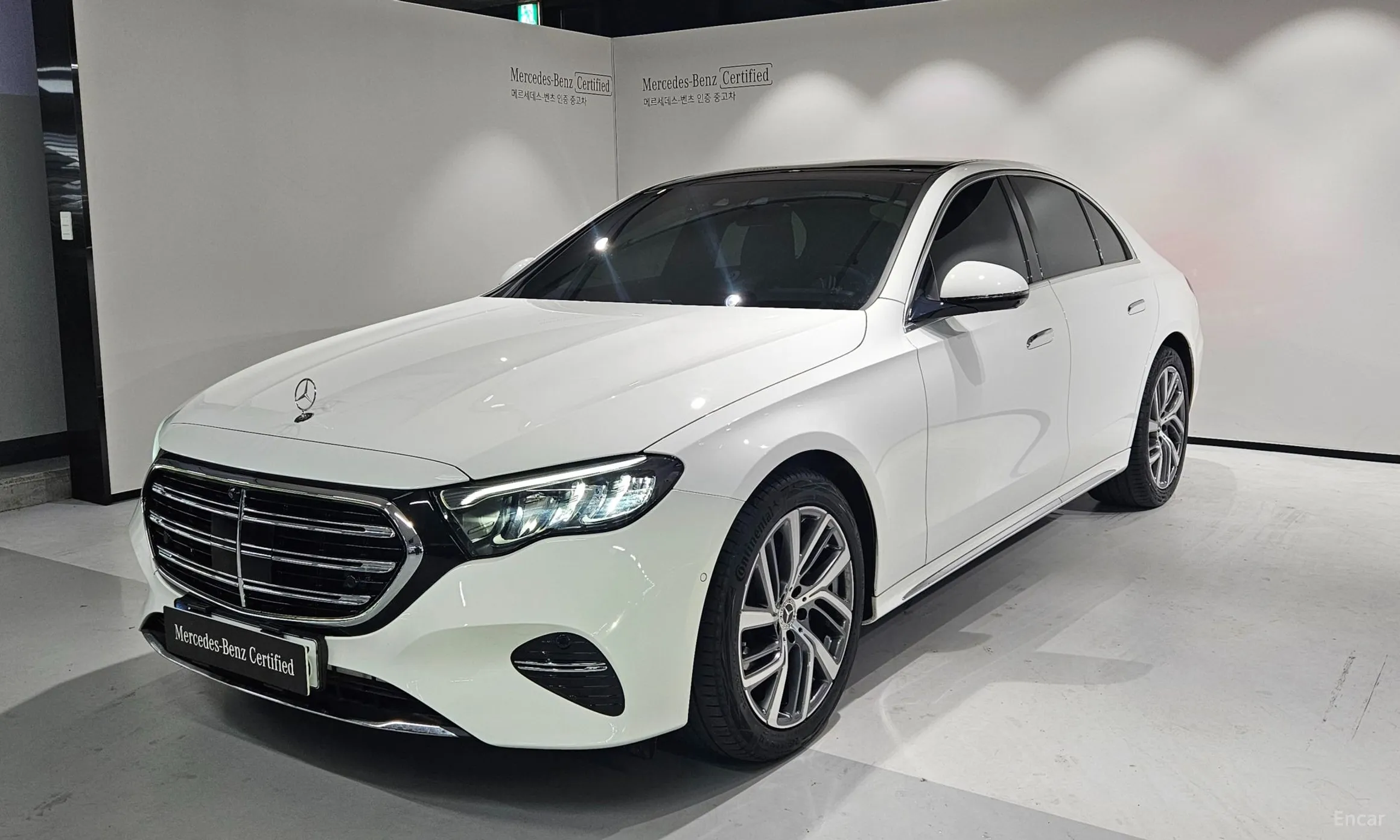 E-Class W214