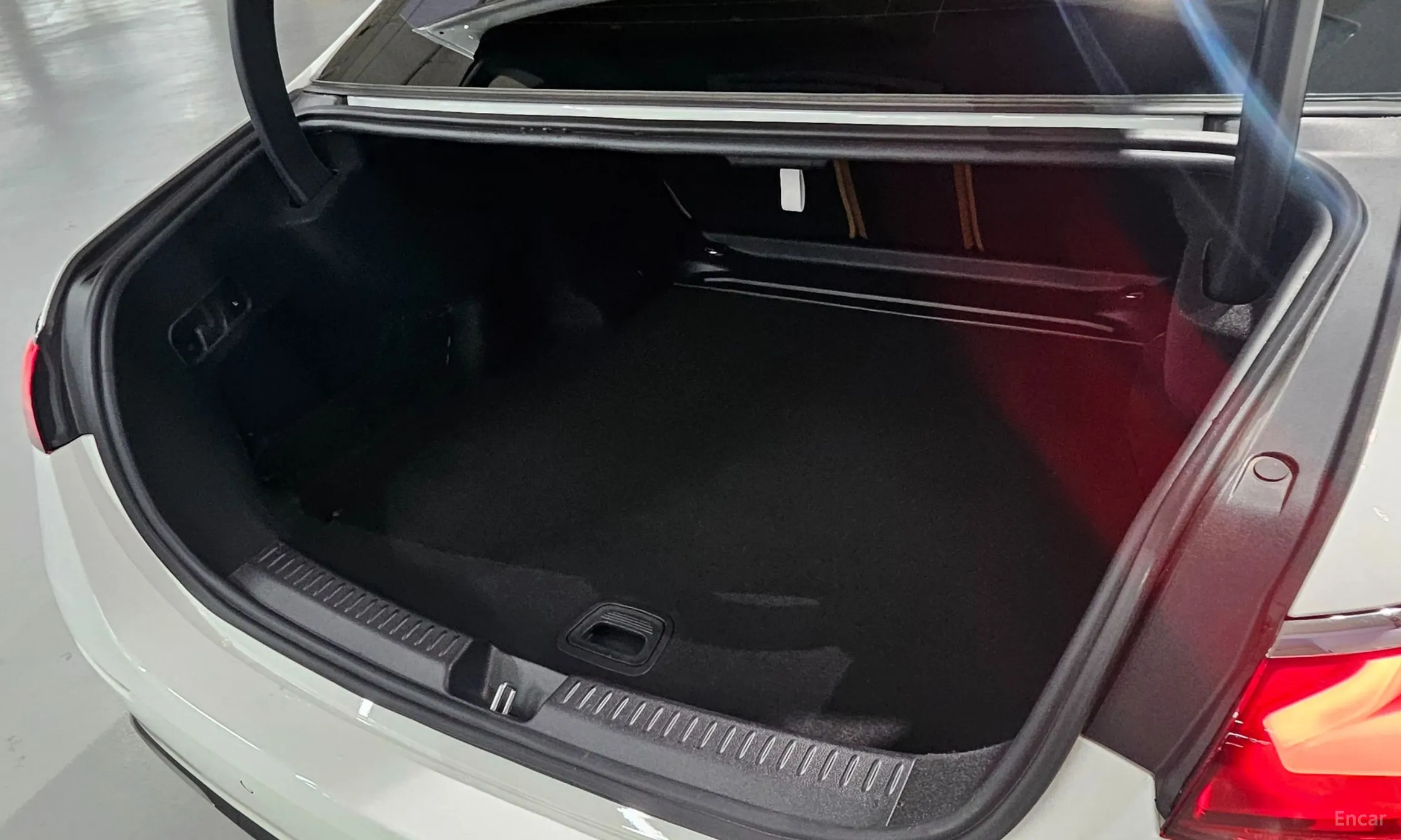 Mercedes Benz E-Class W214 превью 10