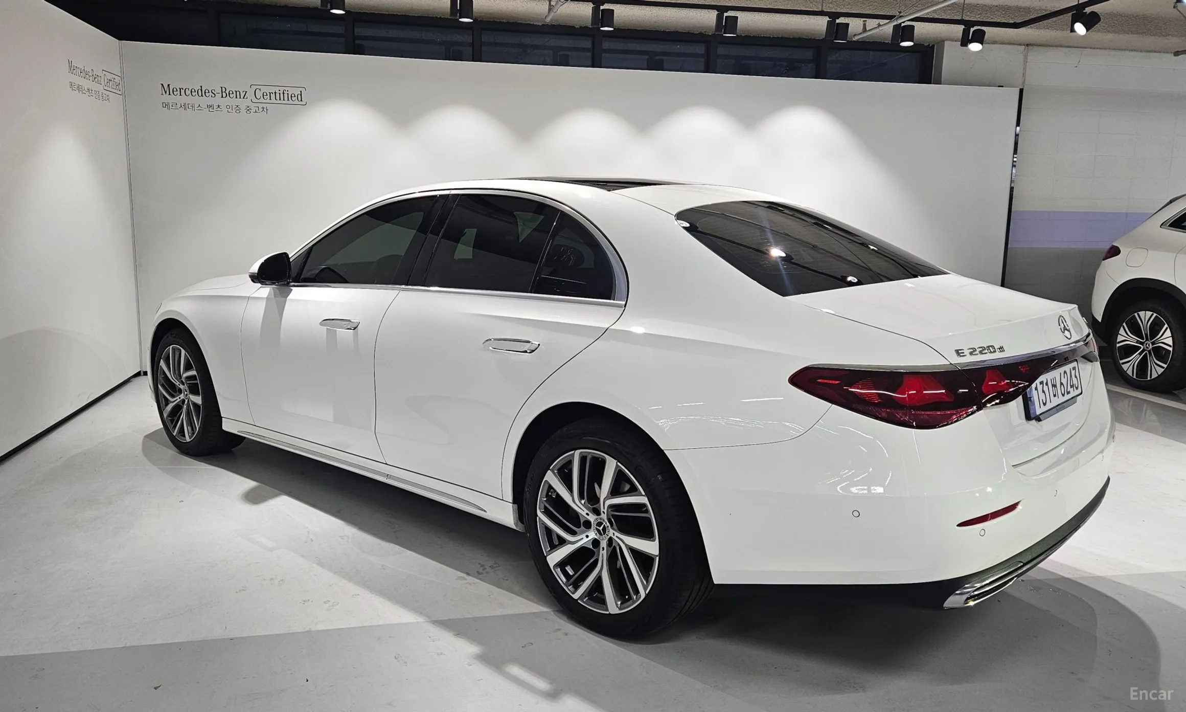 Mercedes Benz E-Class W214 превью 3