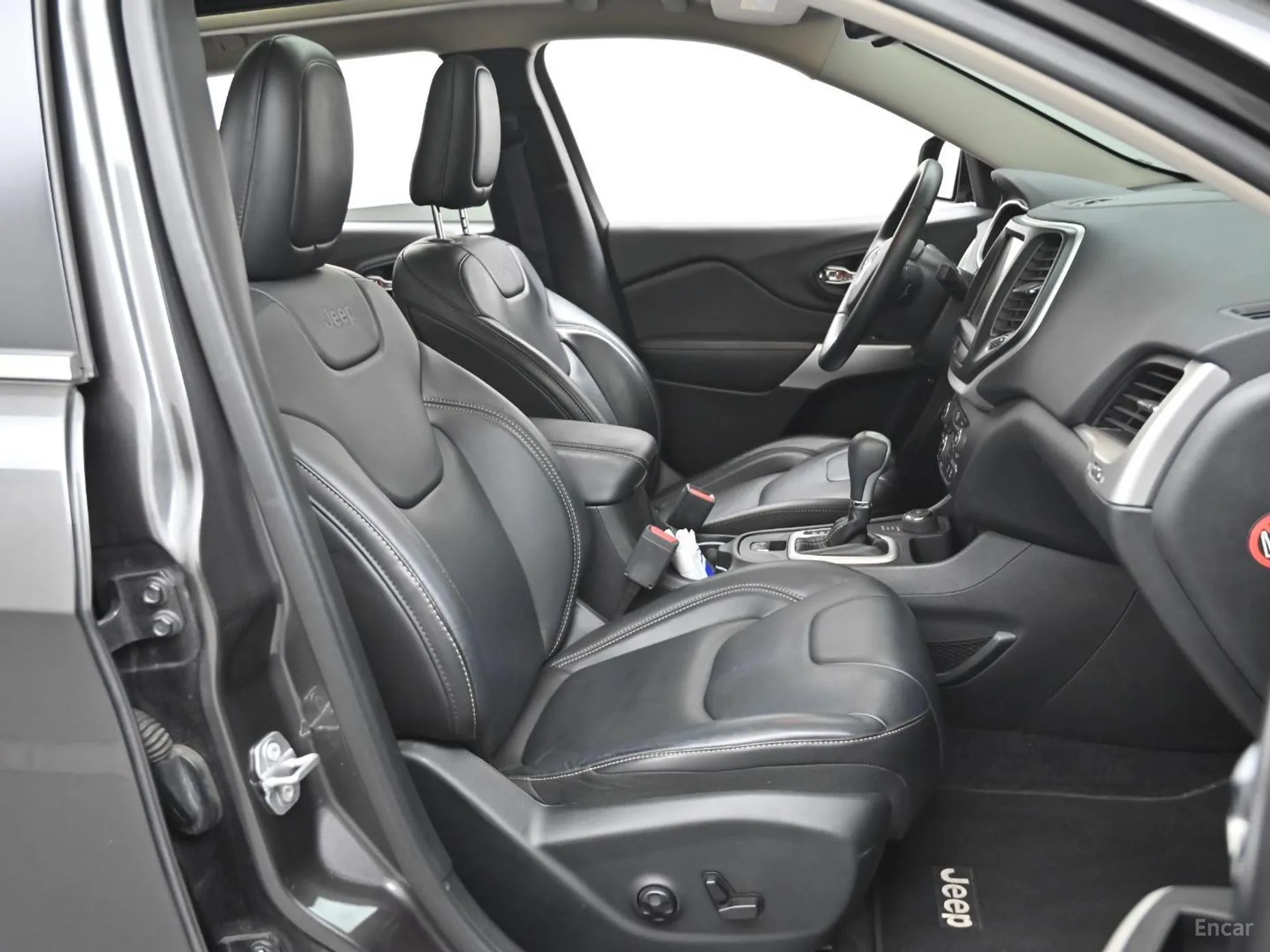 Jeep Cherokee (KL) превью 10