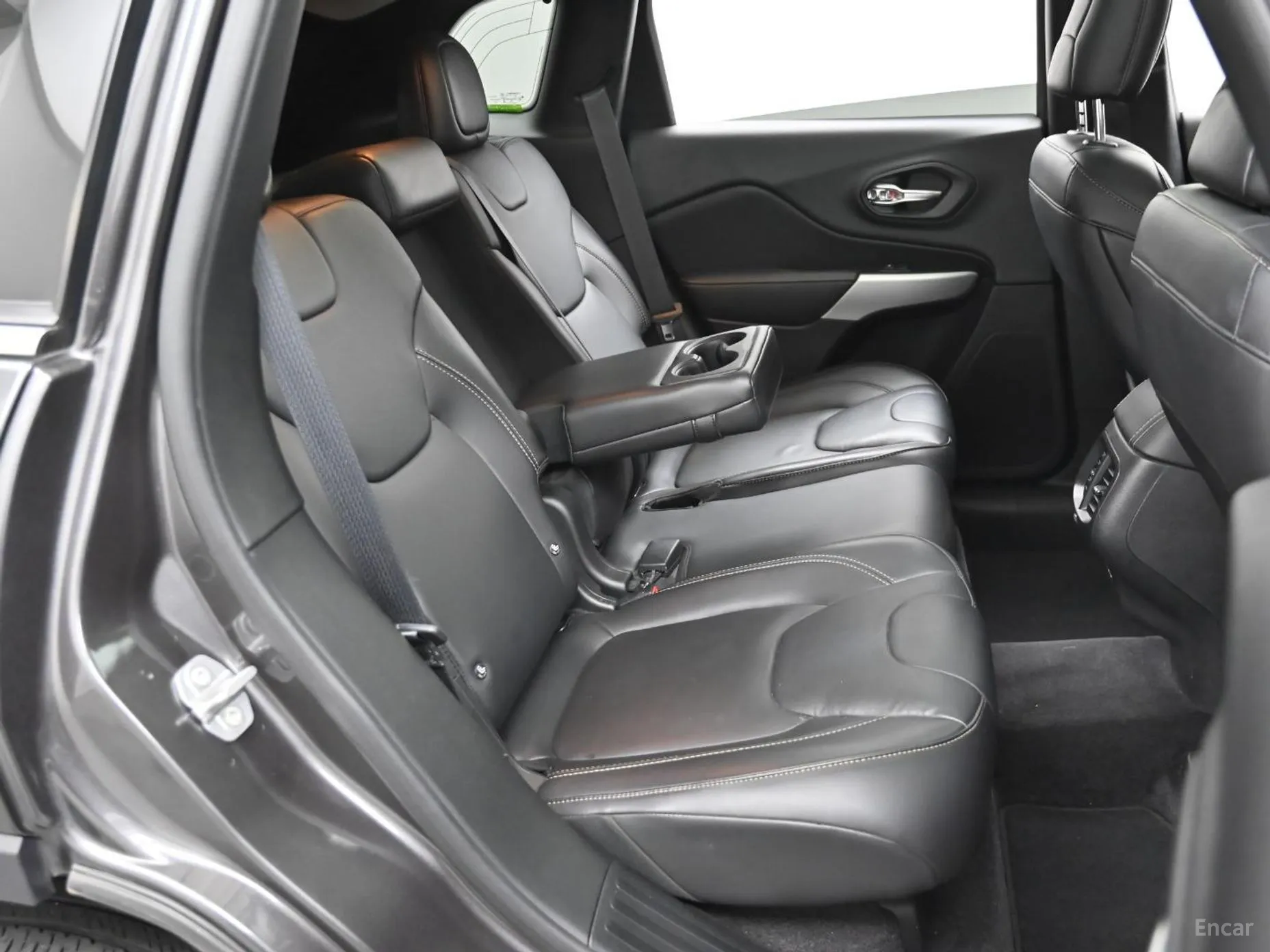Jeep Cherokee (KL) превью 12