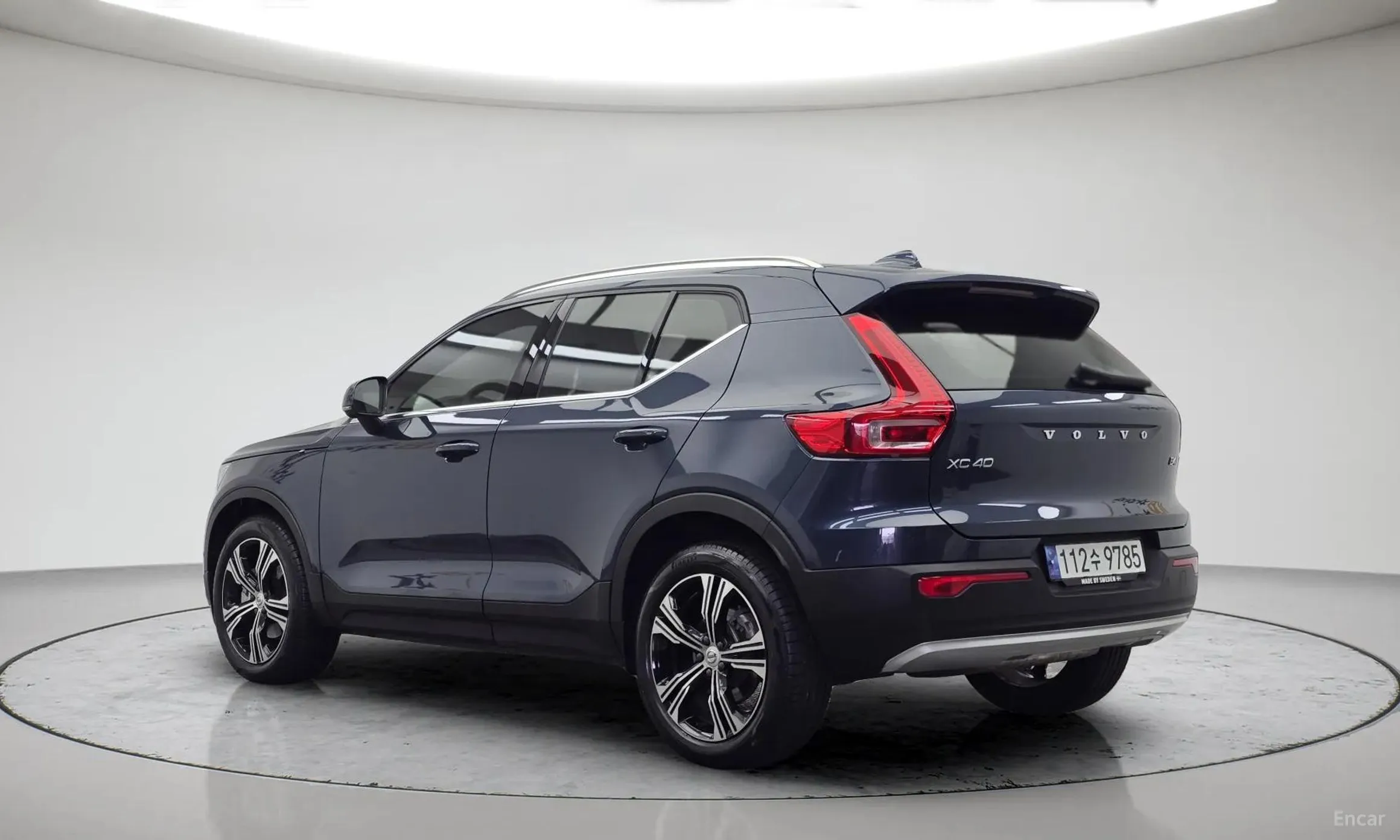 Volvo XC40 превью 4