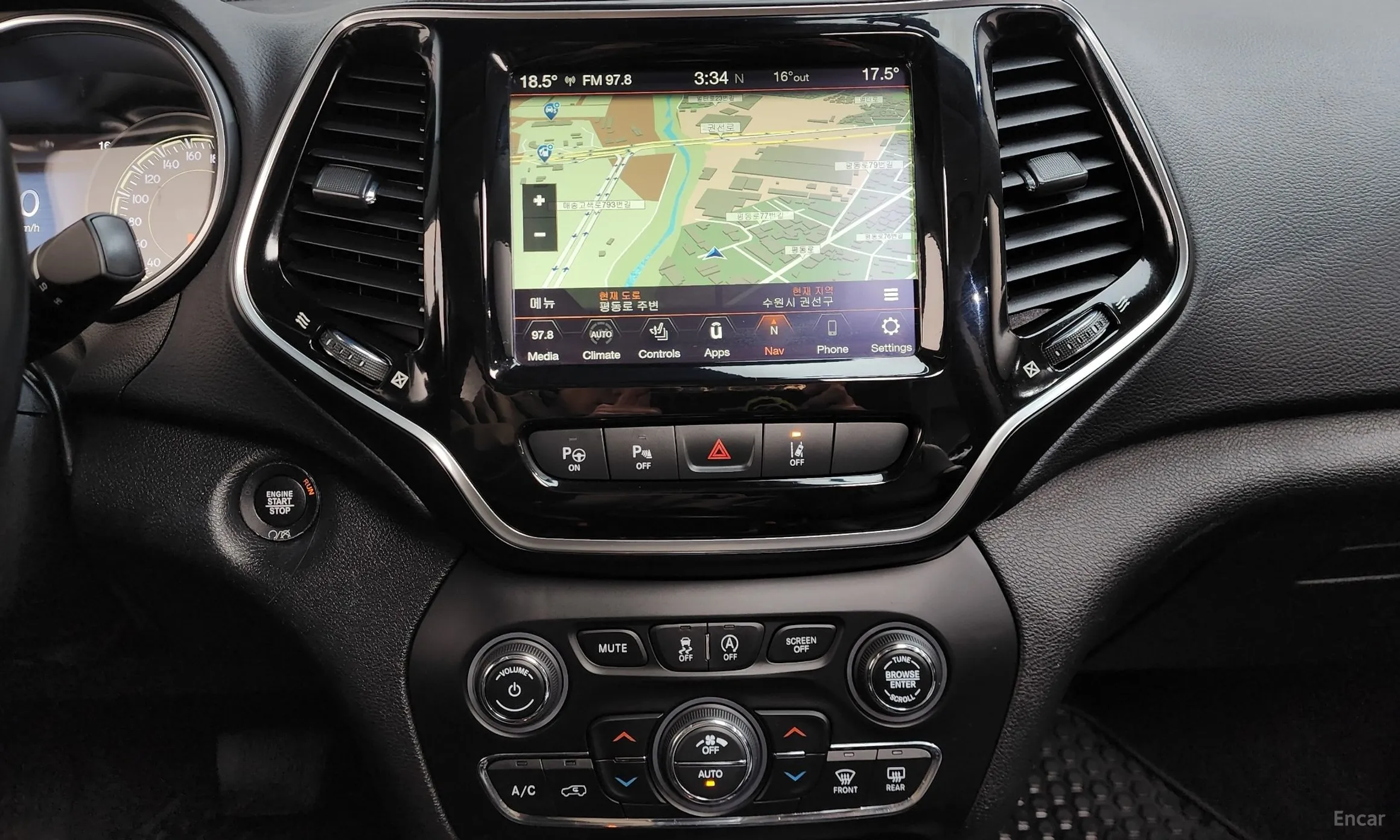 Jeep Cherokee (KL) превью 14