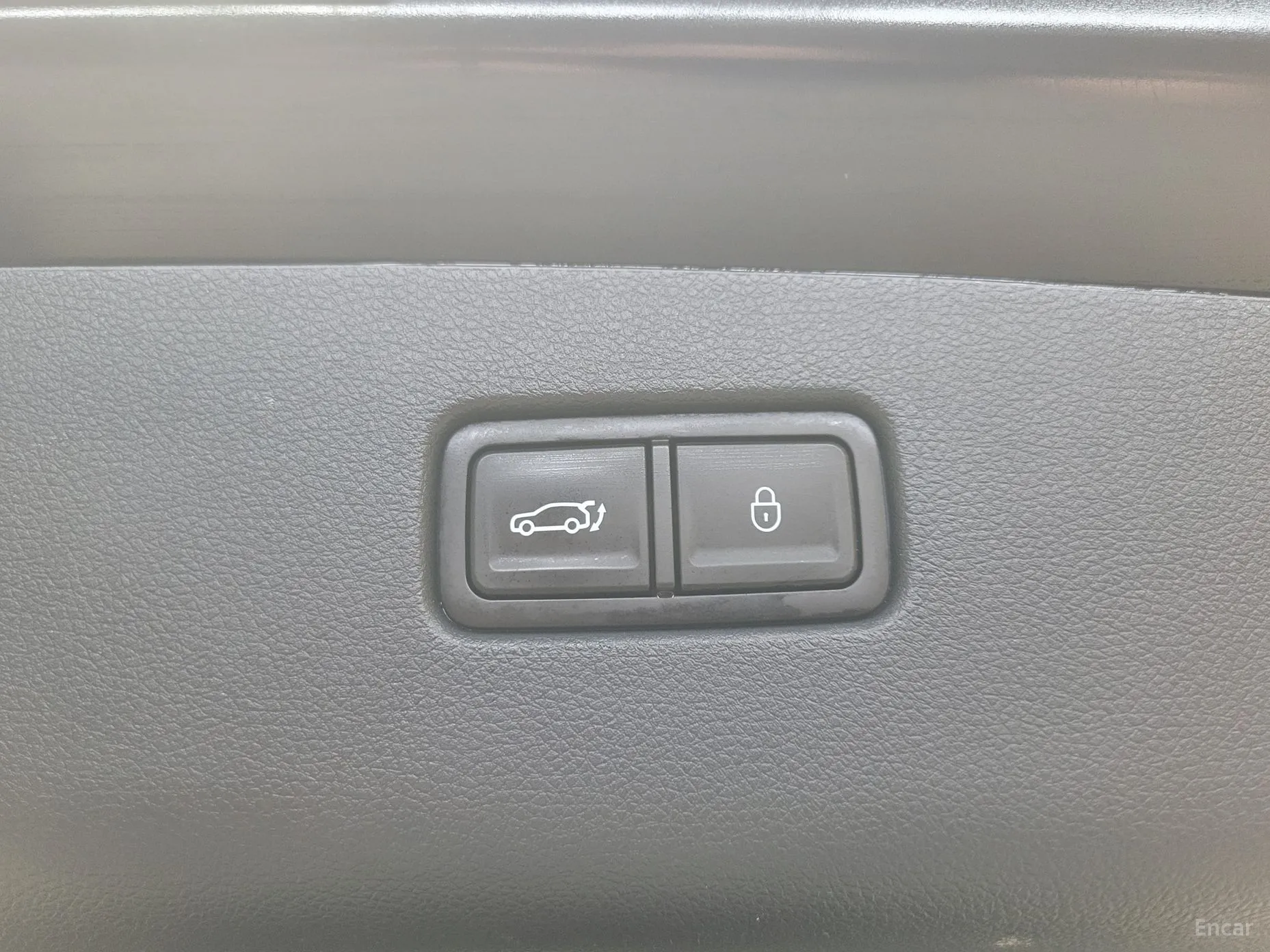 Genesis GV70 превью 18
