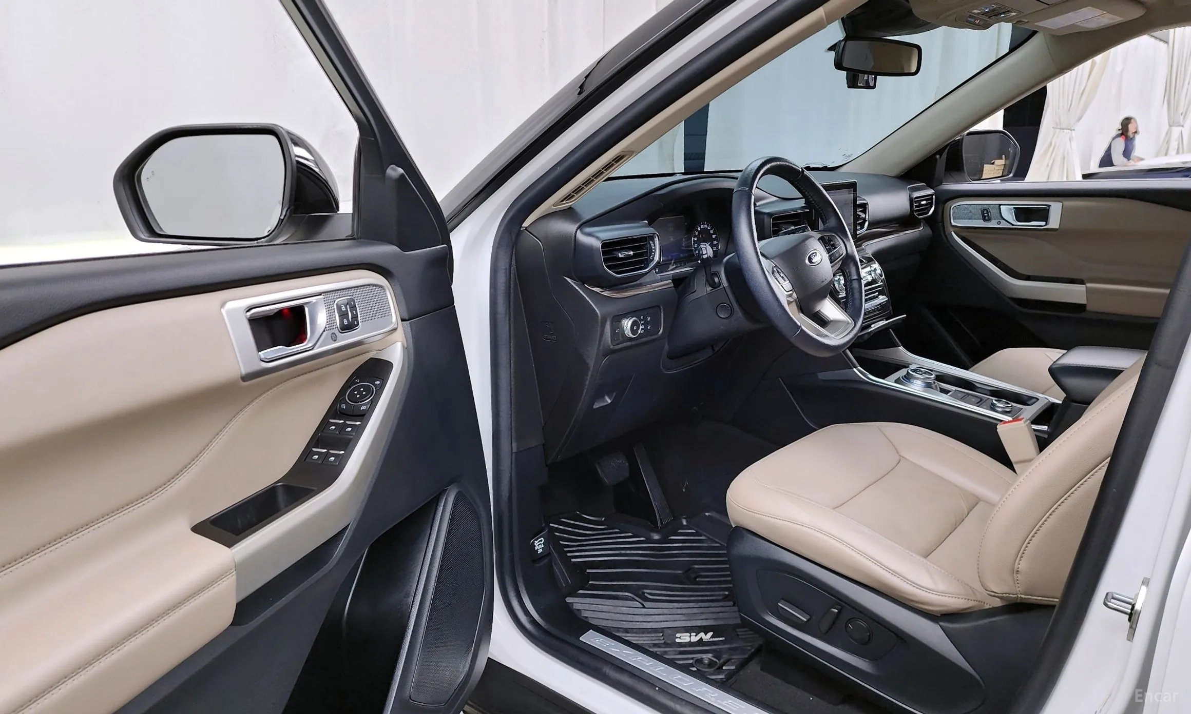 Ford Explorer 6th Generation превью 10