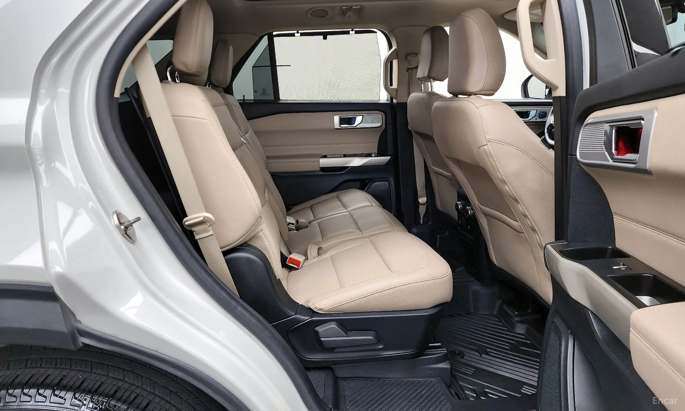 Ford Explorer 6th Generation превью 12