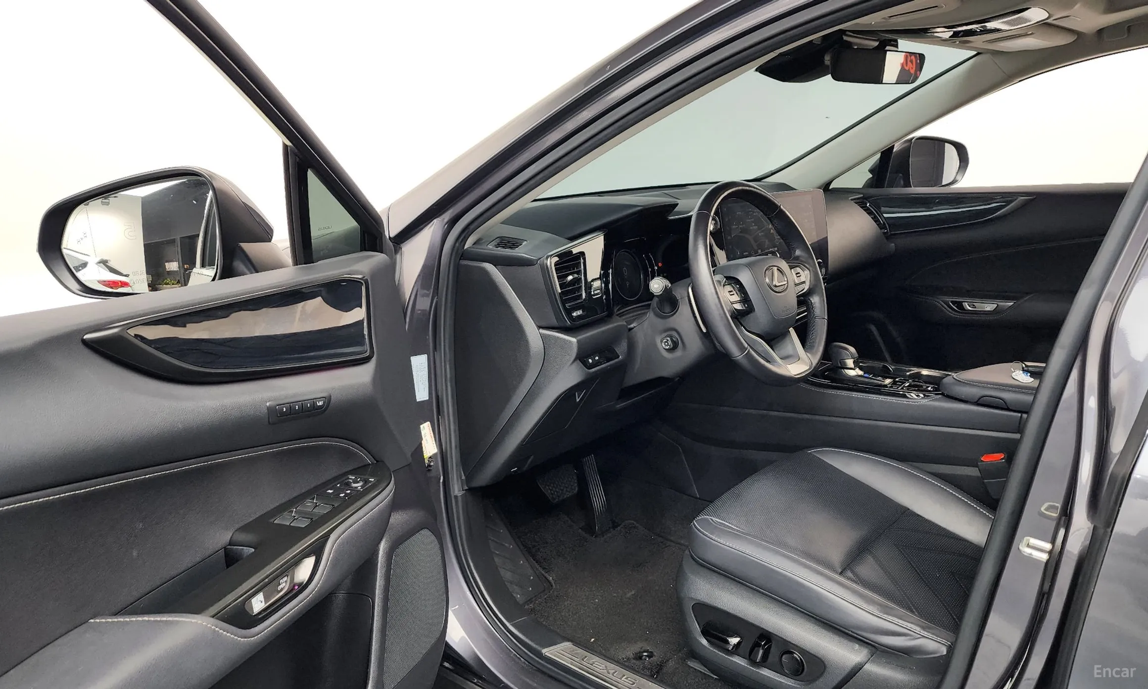 Lexus NX350h Gen 2 превью 10