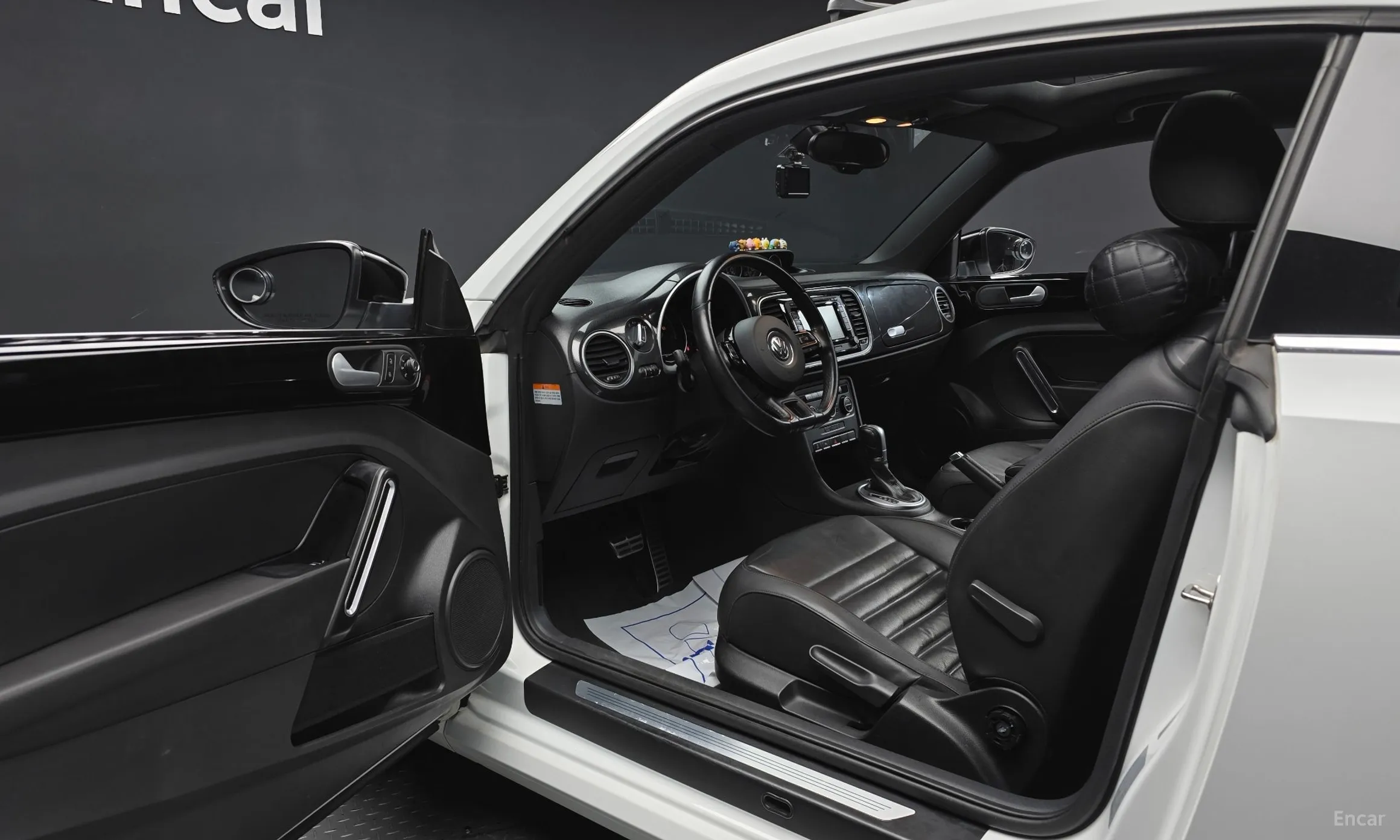 Volkswagen The Beetle превью 10