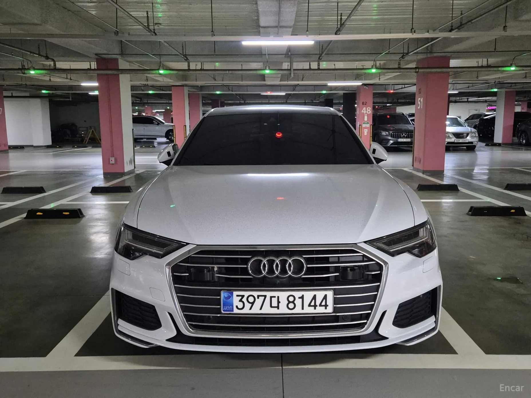 Audi A6 (C8)