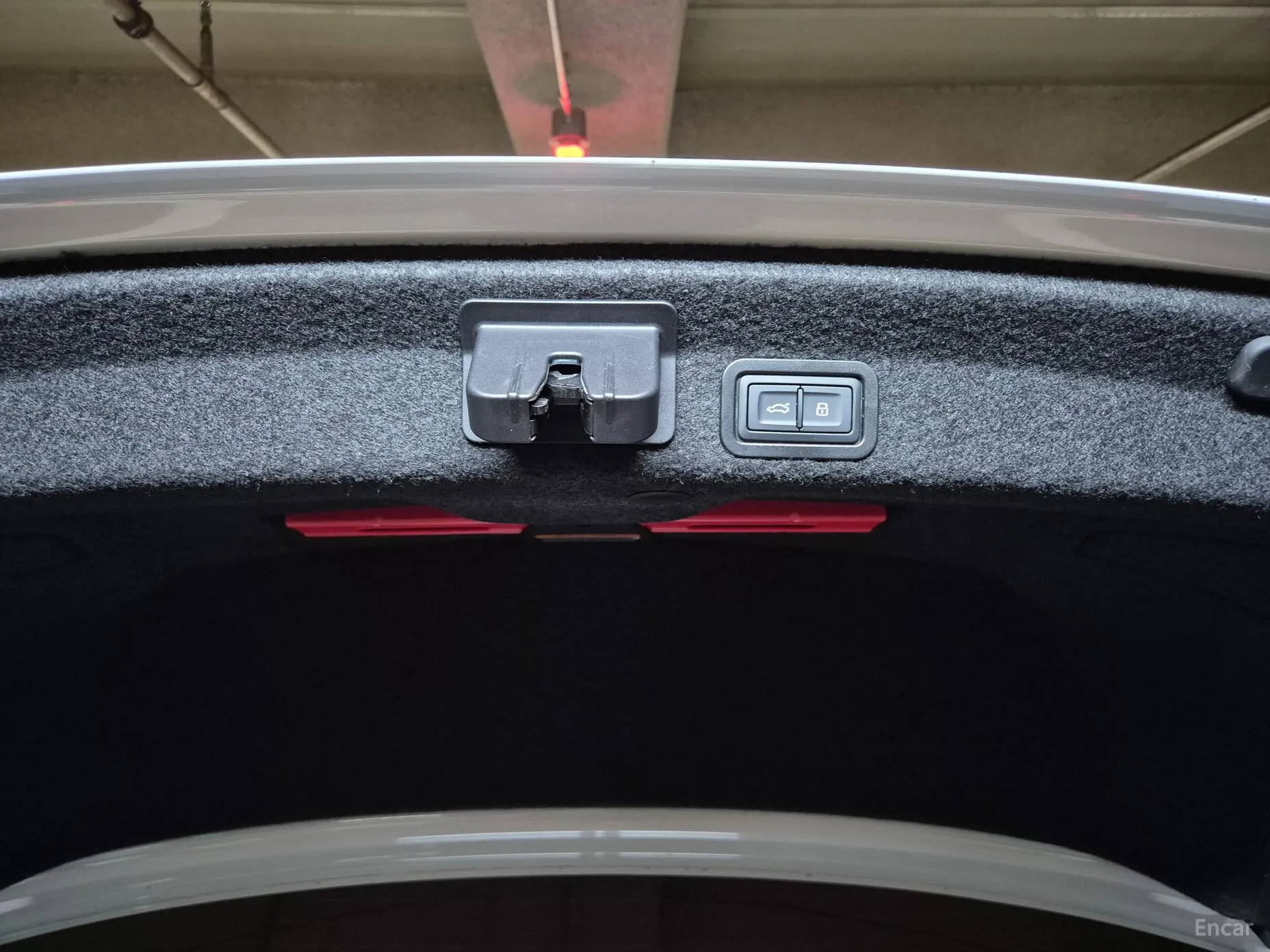 Audi A6 (C8) превью 13