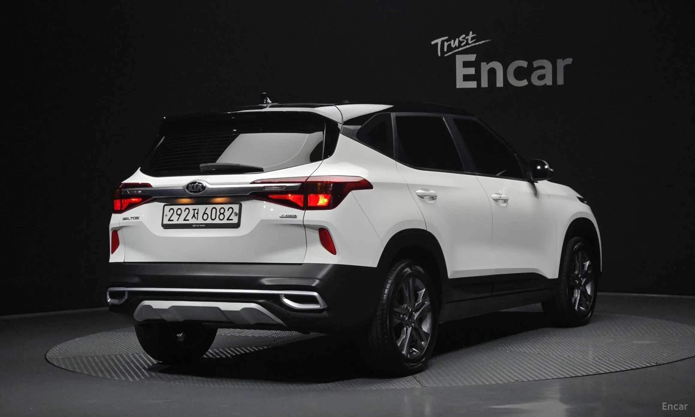 Kia Seltos превью 2