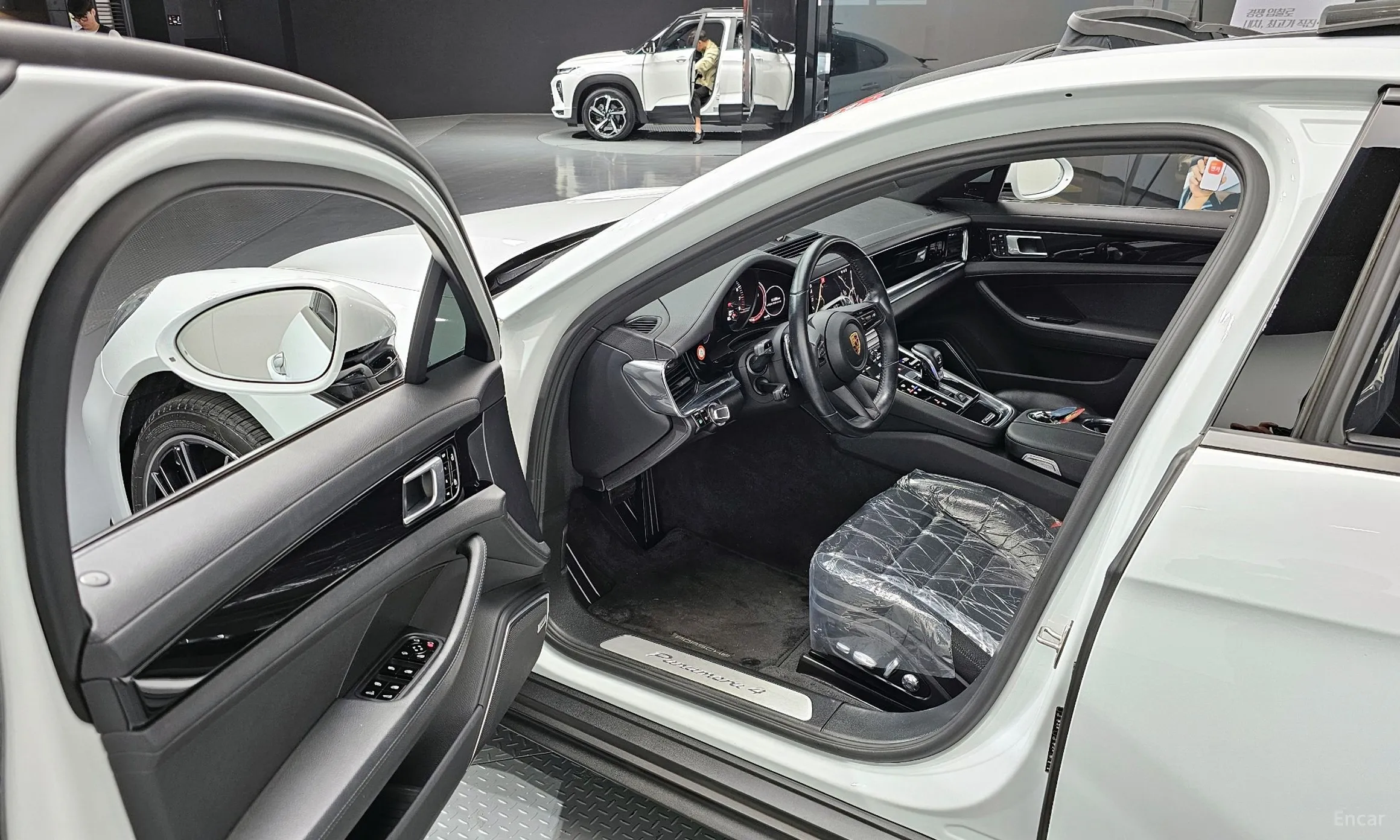 Porsche Panamera (971) превью 11