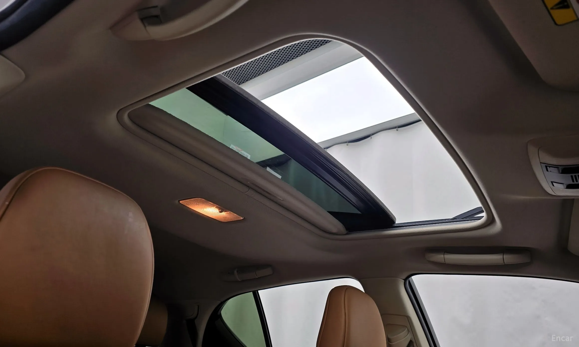 Lexus CT200h превью 18