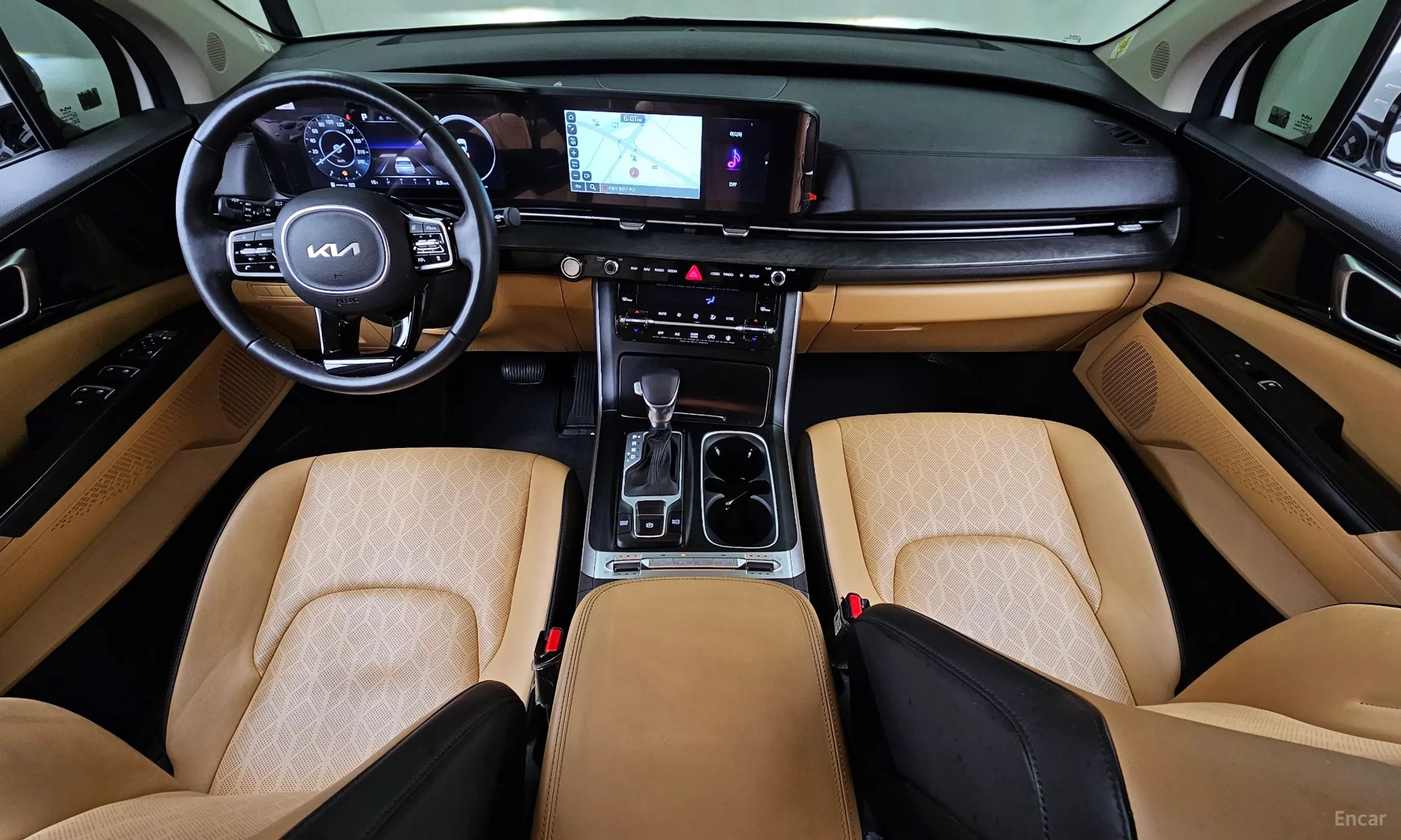 Kia Carnival Gen 4 превью 7