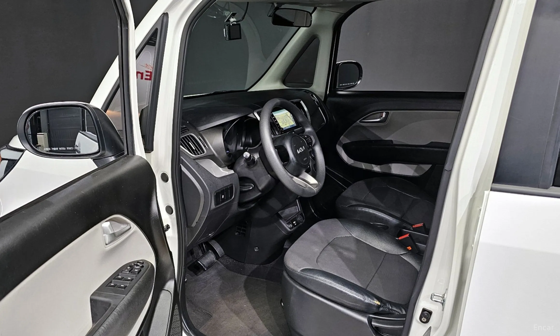 Kia Ray превью 10