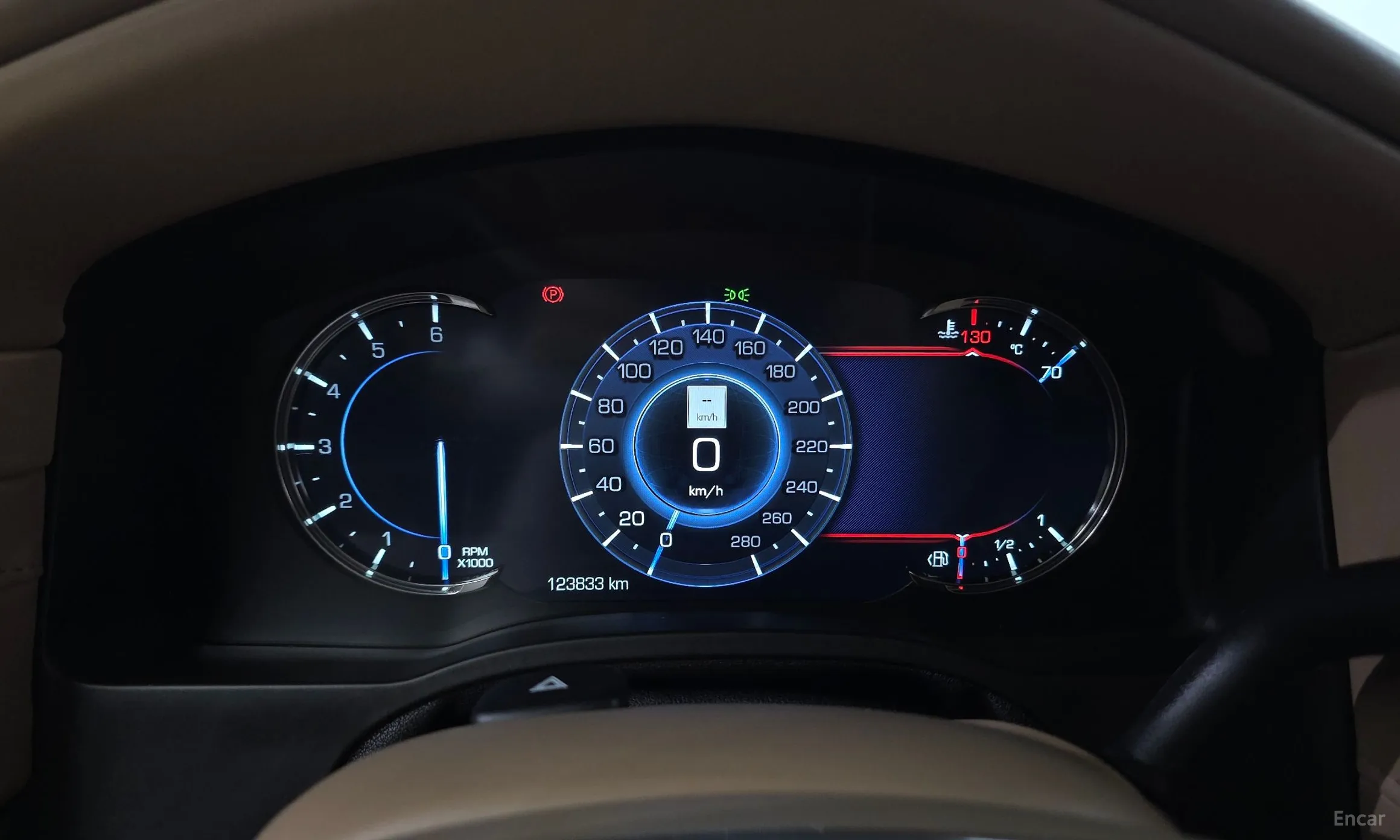 Cadillac Escalade превью 8