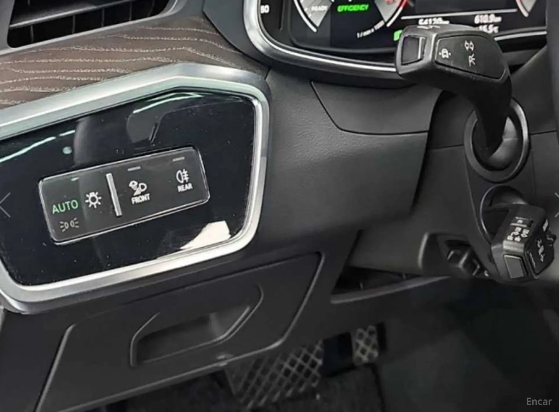Audi A6 (C8) превью 8