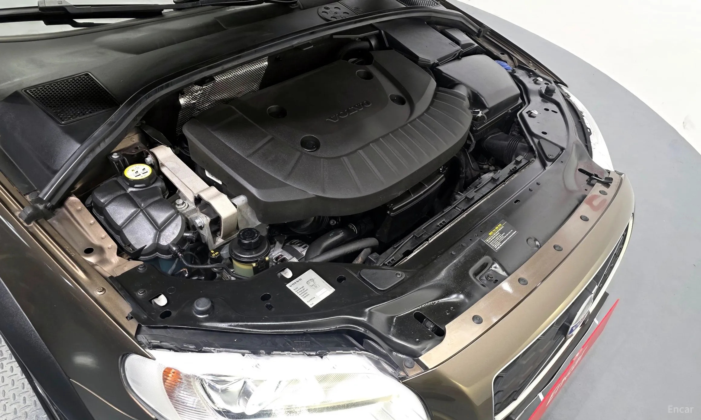 Volvo XC70 превью 6