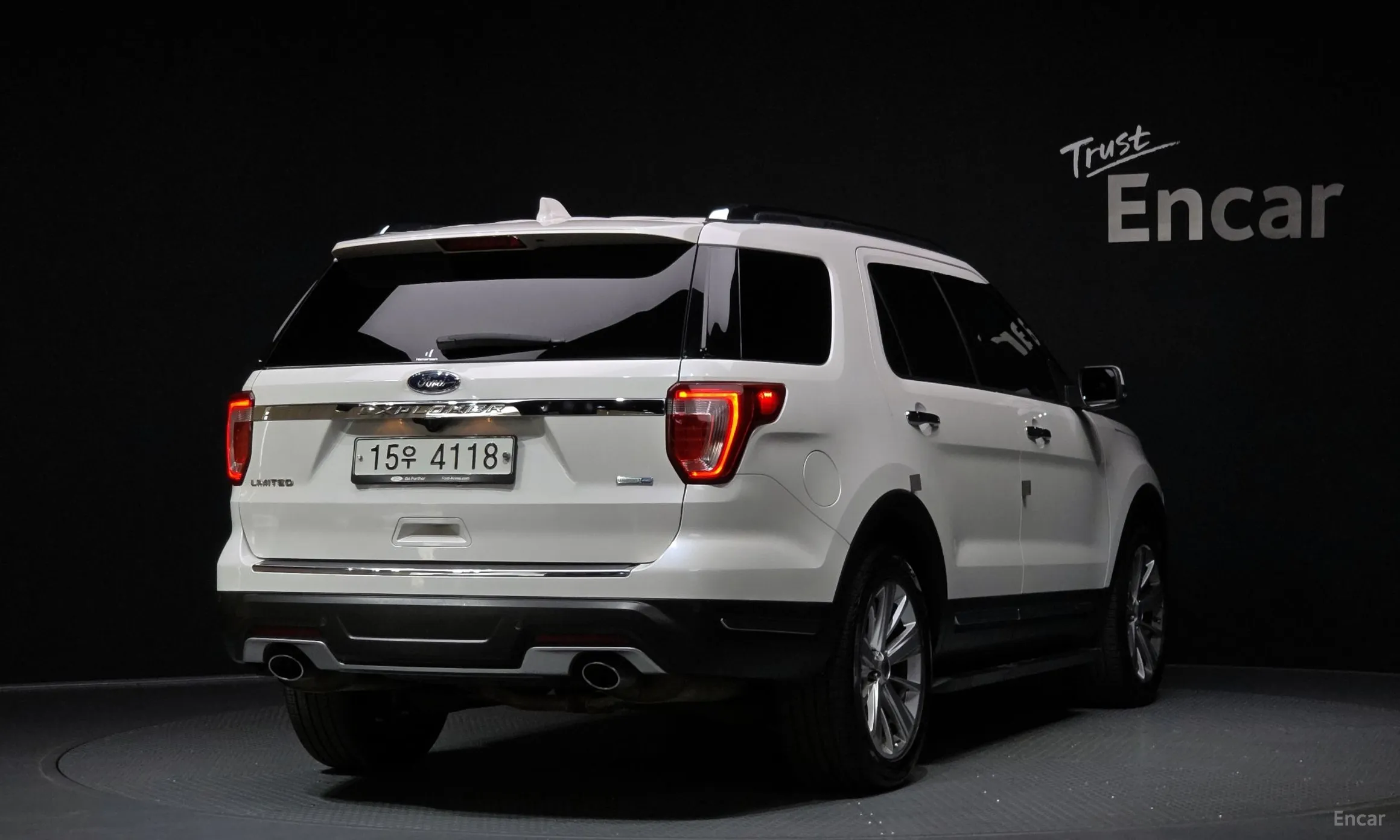 Ford Explorer превью 2