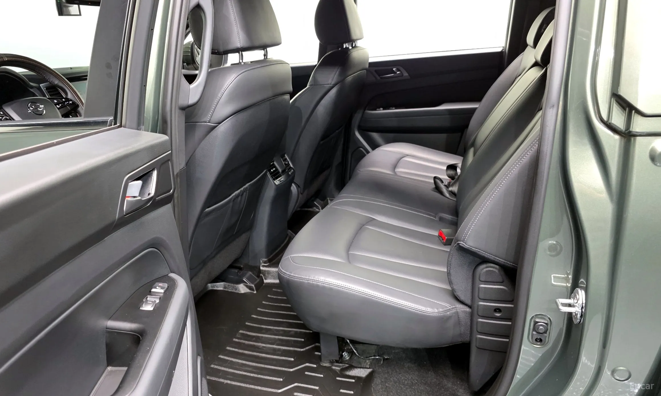 KG Mobility (SsangYong) Rexton Sports Khan превью 12