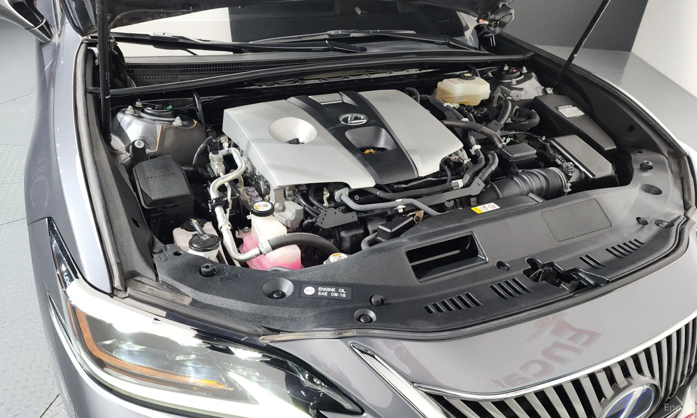 Lexus ES300h 7th Generation превью 6