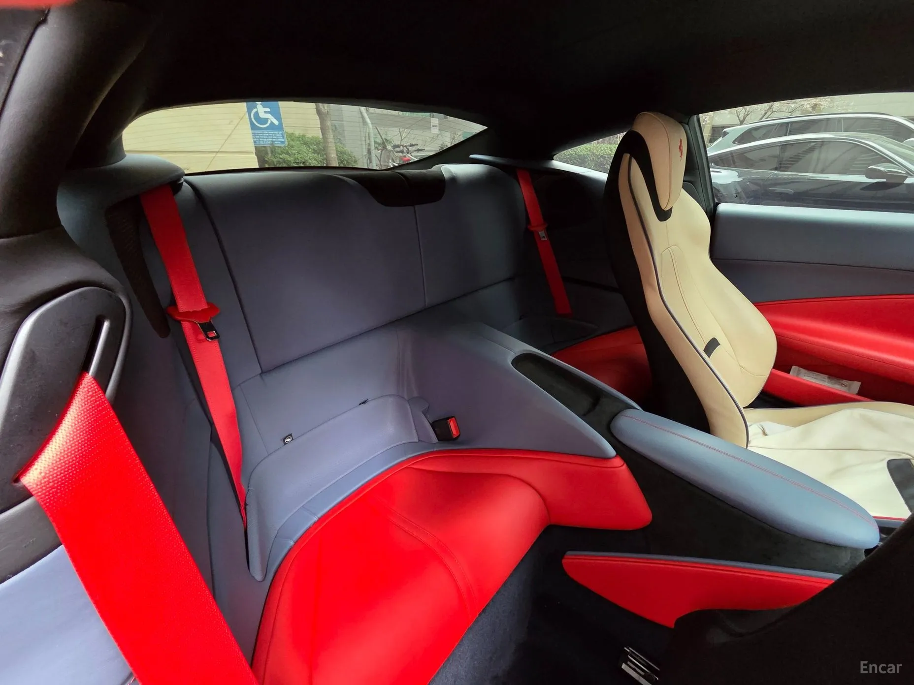 Ferrari rome превью 15