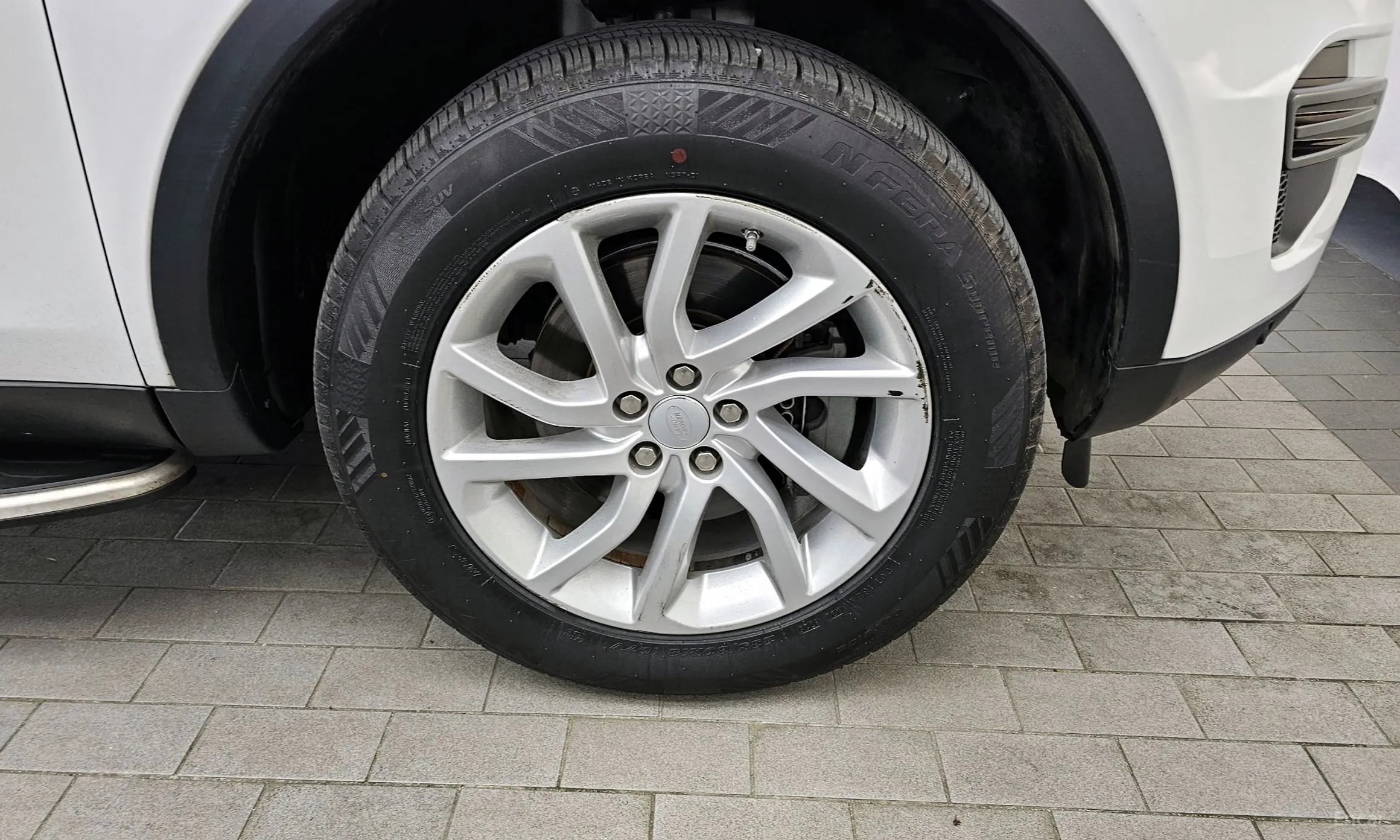 Land Rover Discovery Sports превью 5