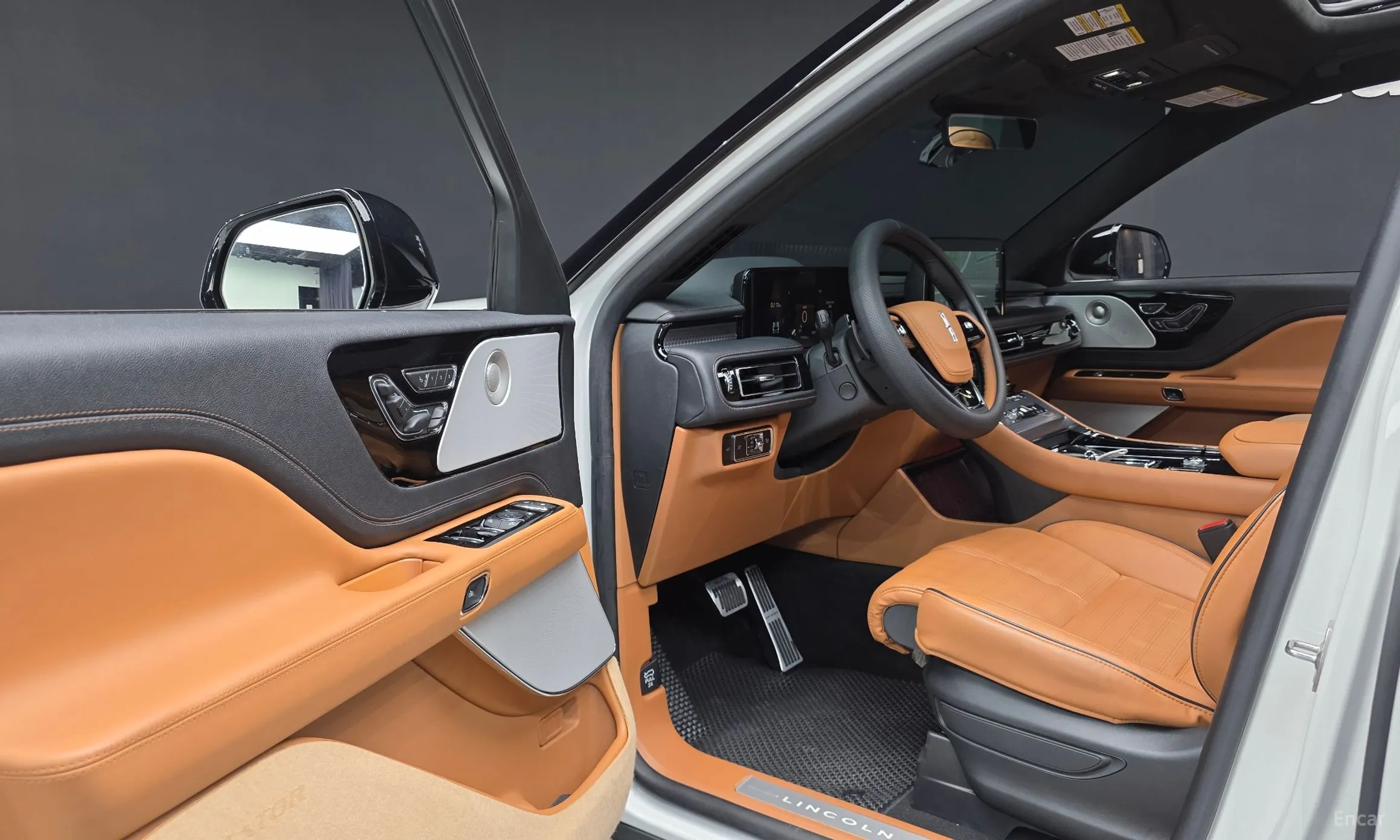 Lincoln Aviator 2nd Generation превью 13