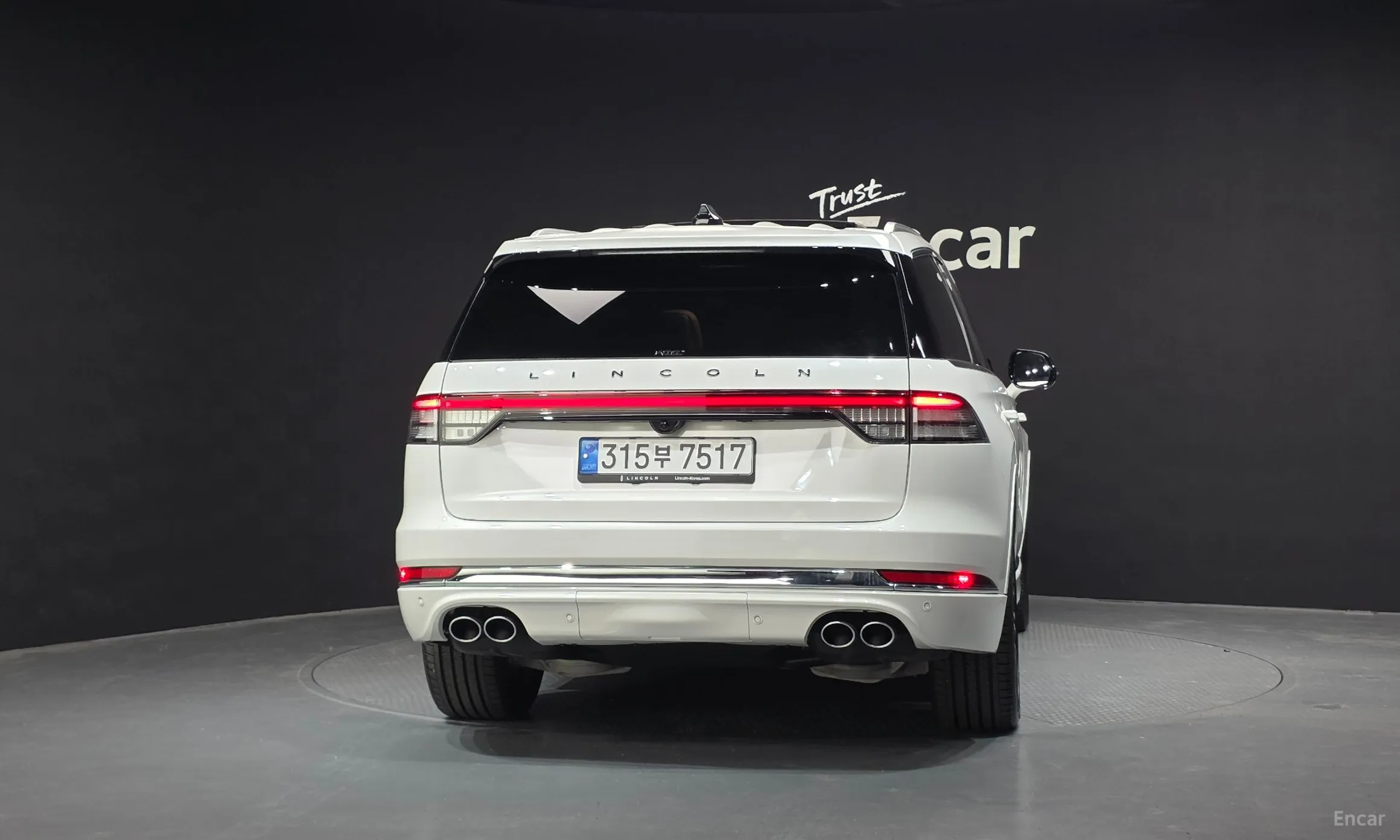 Lincoln Aviator 2nd Generation превью 4
