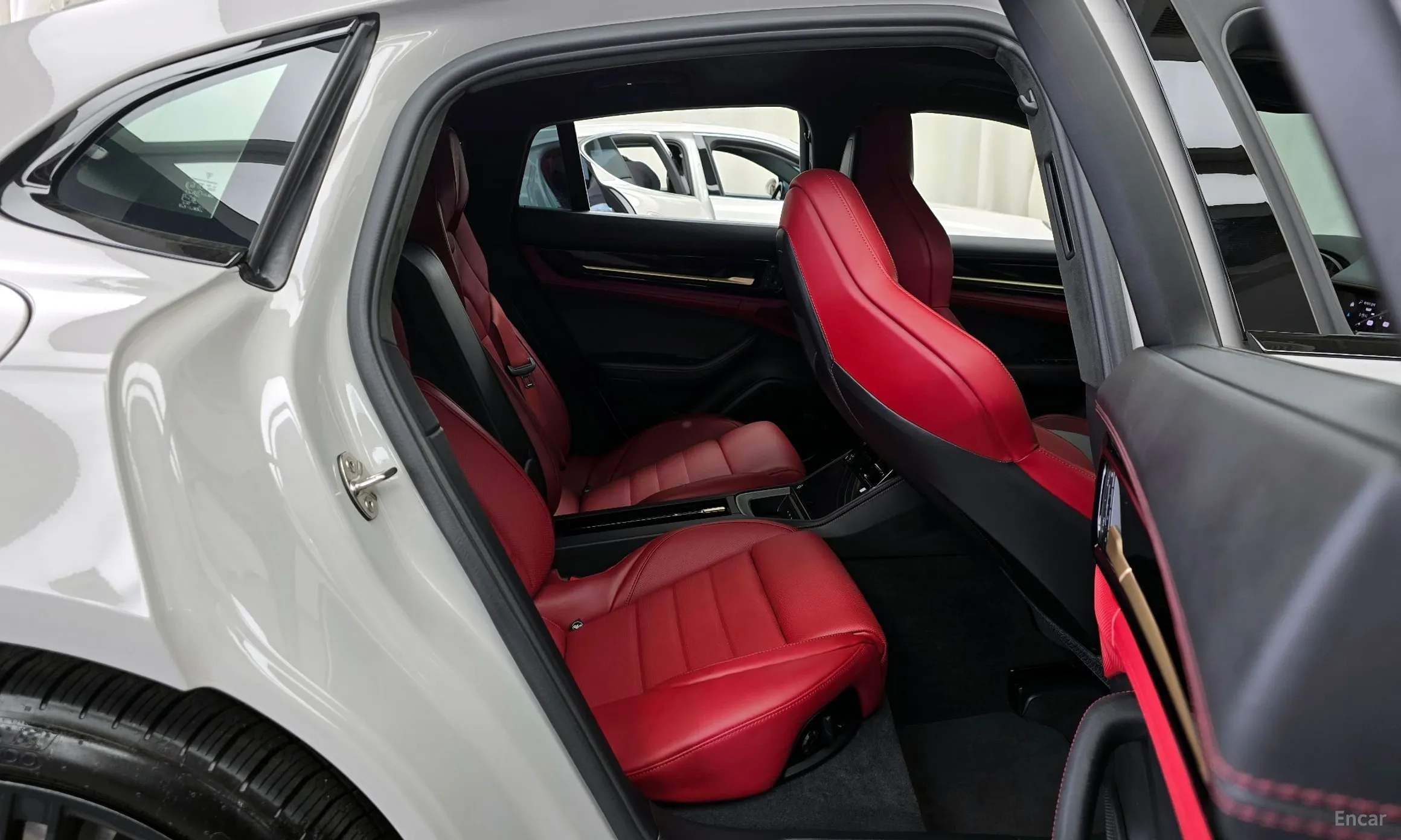 Porsche Panamera (976) превью 12