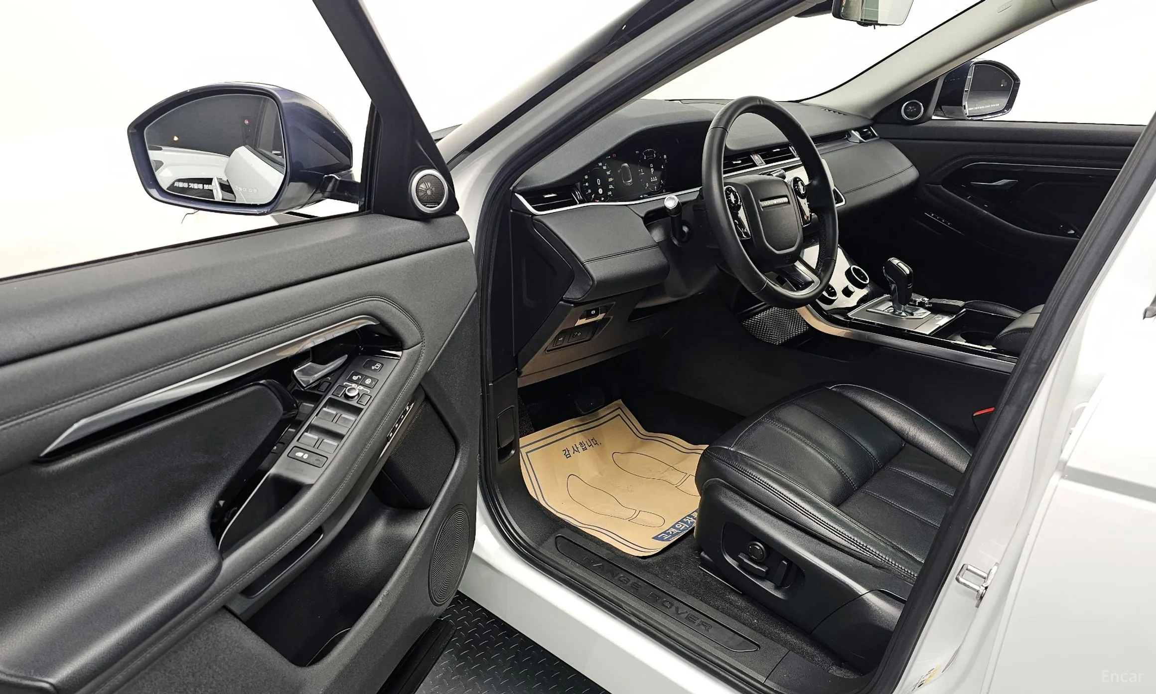 Land Rover Range Rover Evoque 2nd Generation превью 11