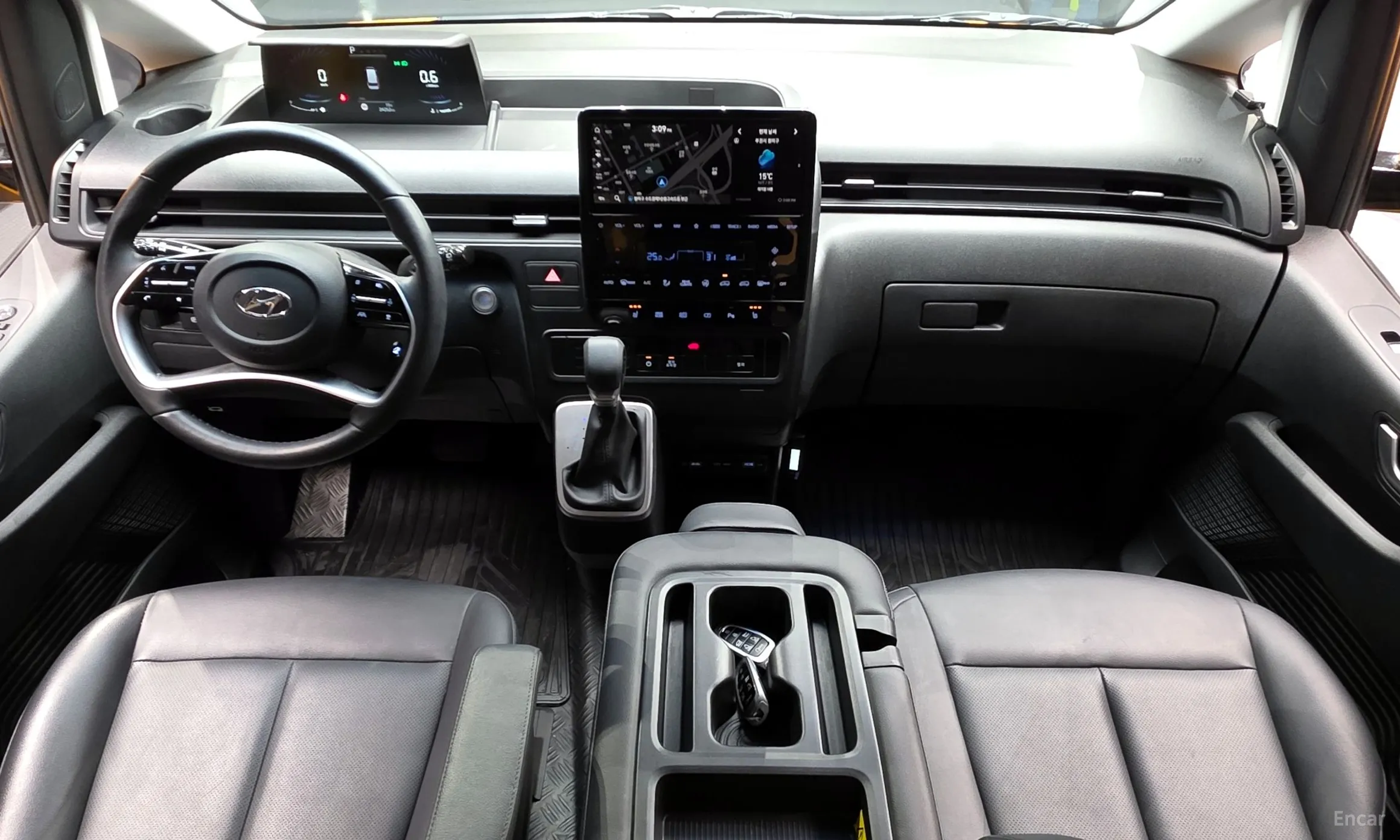 Hyundai Staria превью 7