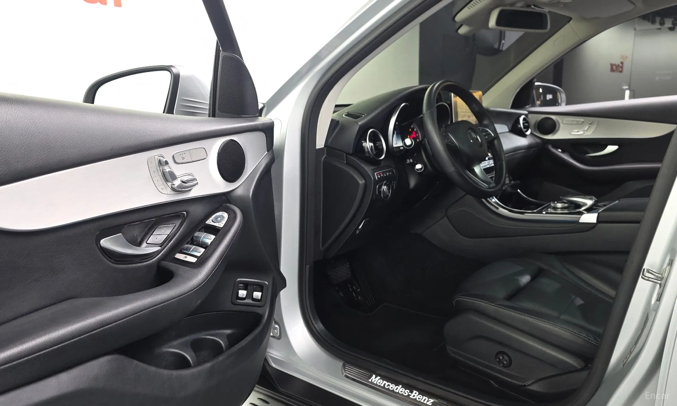 Mercedes Benz GLC-Class X253 превью 10