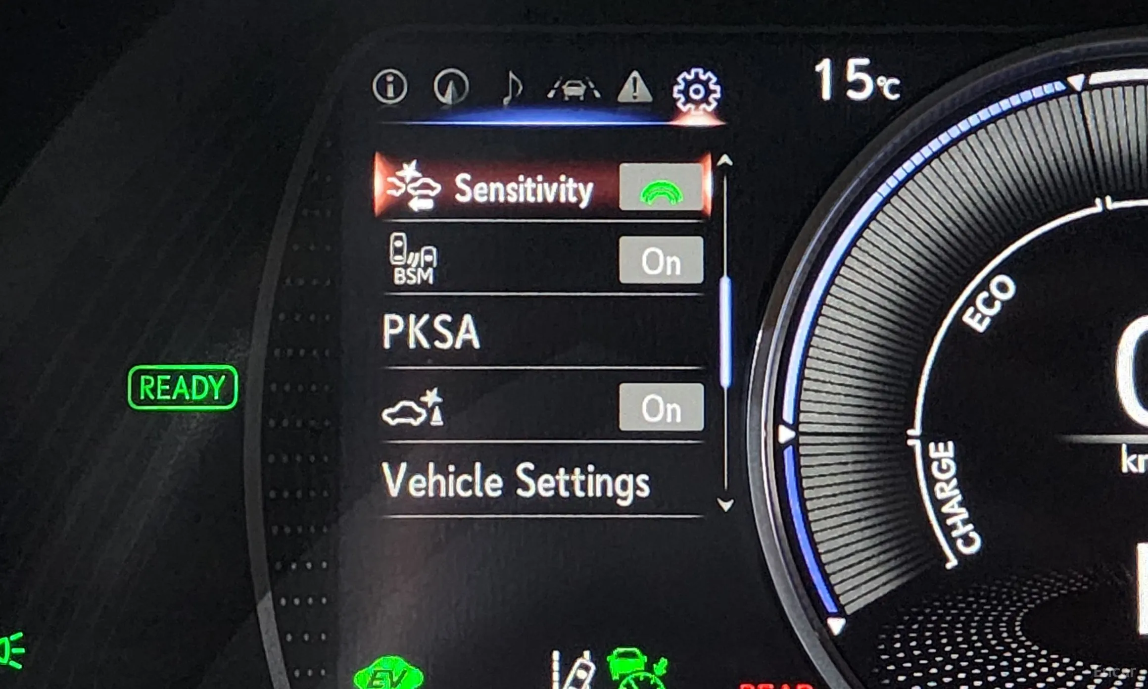 Lexus ES300h 7th Generation превью 16