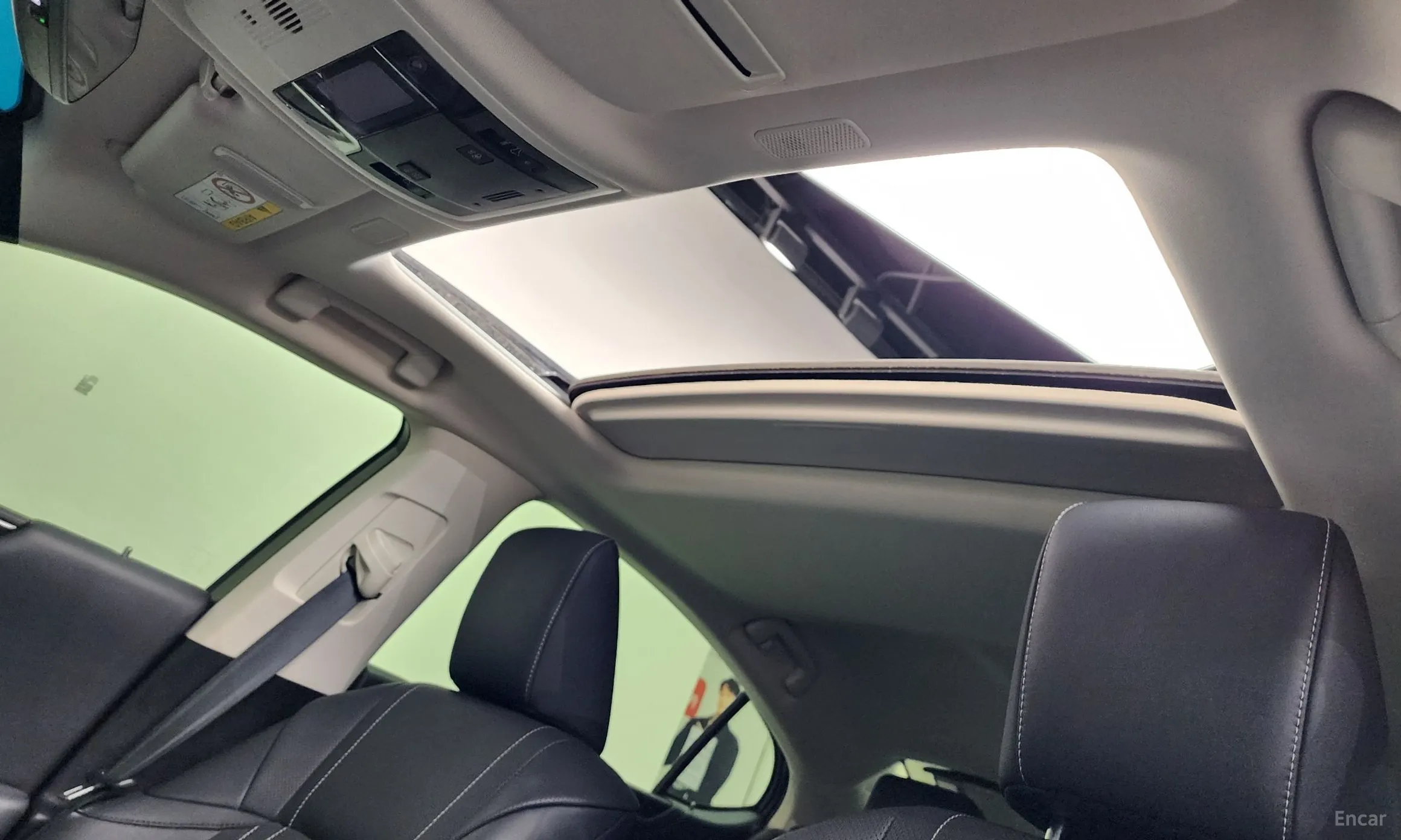 Lexus ES300h 7th Generation превью 18